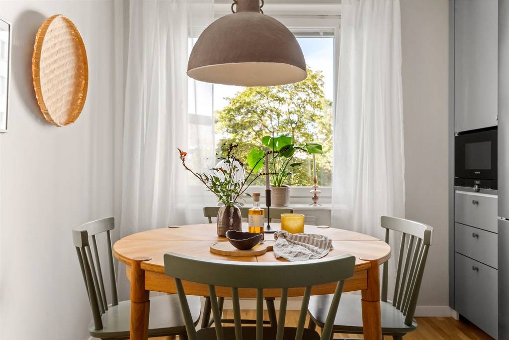 5 rum Lägenhet på Vintrosagatan 11, vån 2 Hagsätra Stockholms kommun - bild 10