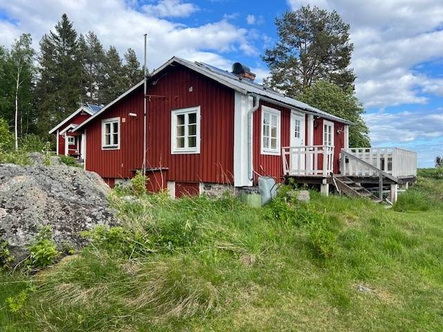 Fritidsboende på Enångers bergön 111 Hudiksvalls kommun - bild 9