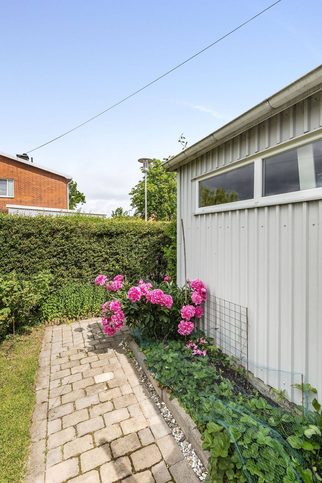 4 rum Par-/kedje-/radhus på Solrosgatan 18 Torshälla Eskilstuna kommun - bild 39