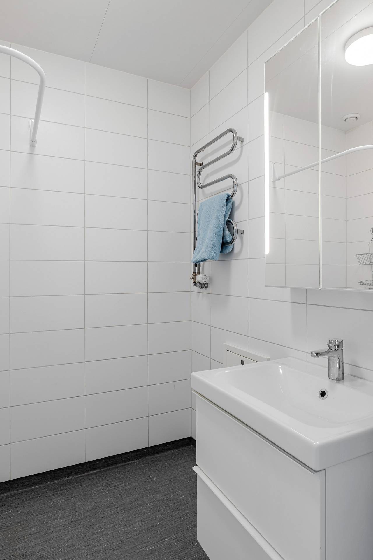 5 rum Radhus på Landerivägen 124 Holmängen Vänersborgs kommun - bild 35