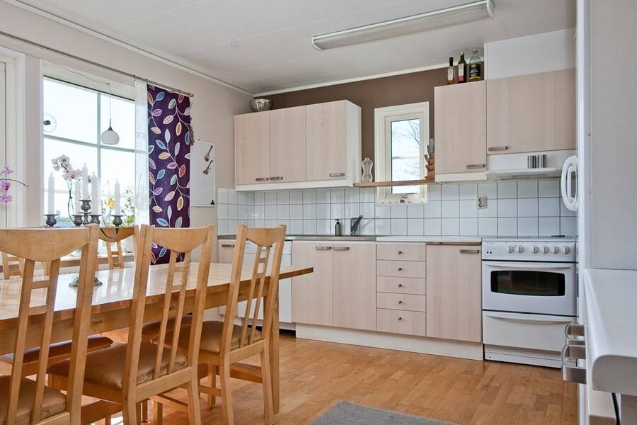 7 rum Gård utan jordbruk på Kartorpsvägen 67 Kartorp Motala kommun - bild 16