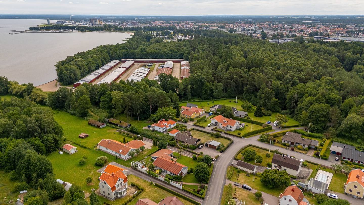 5 rum Villa på Kinneviksvägen 2 Lidköping Norr Lidköpings kommun - bild 3