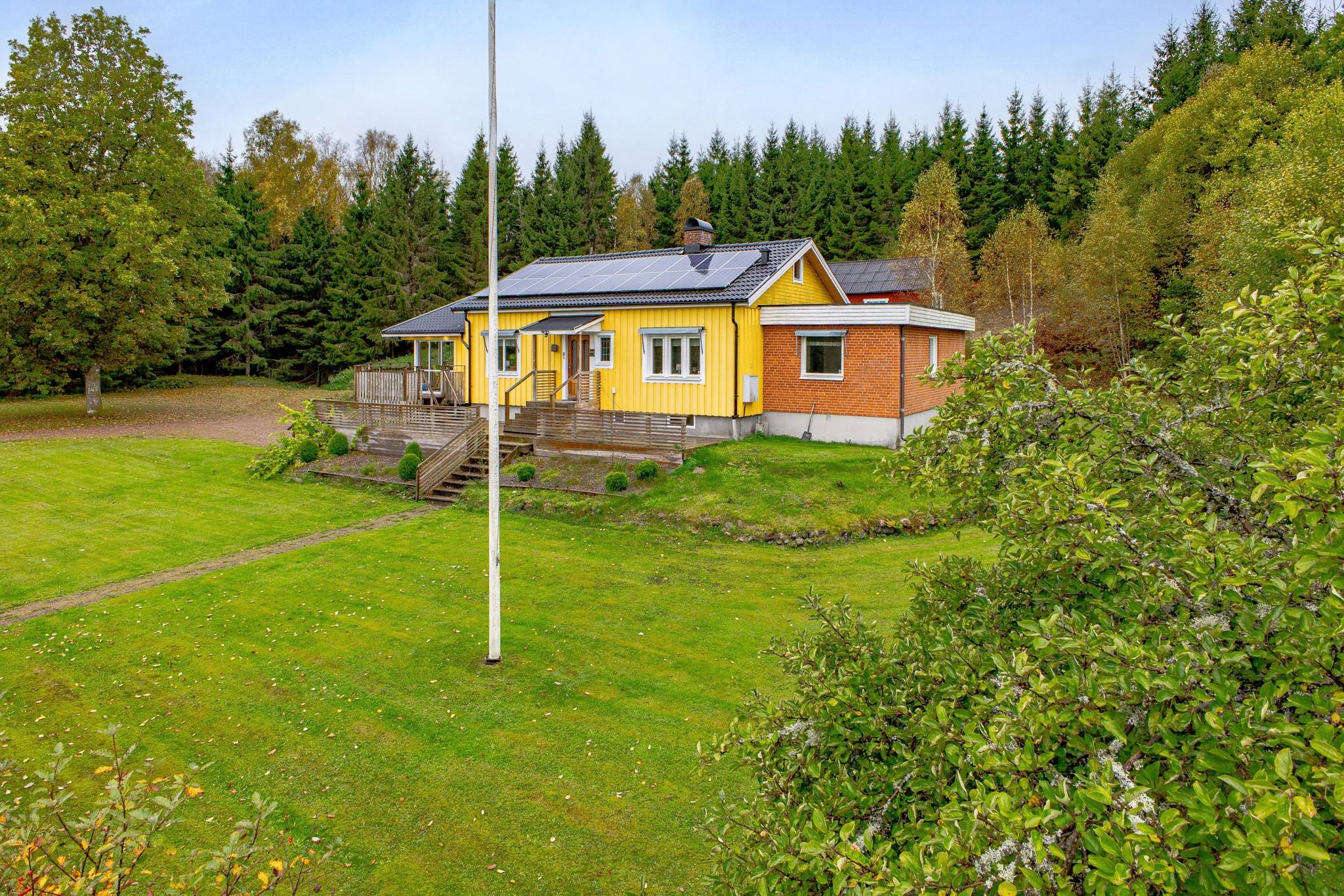7 rum villa på Torupsvägen 26 Kinnared, Hylte kommun - bild 1
