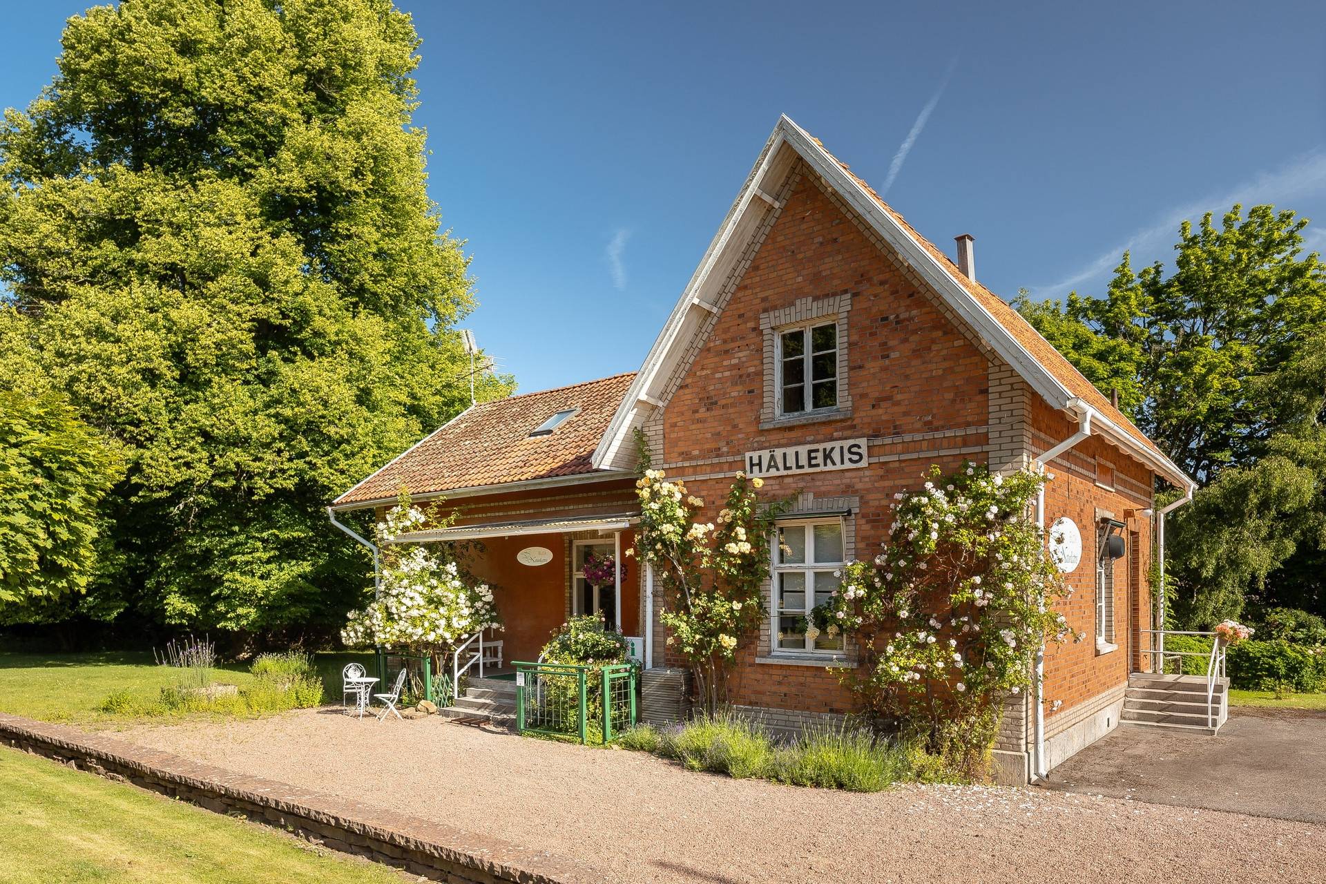5 rum Övrig på Stationshuset 1 Hällekis Götene kommun - bild 2