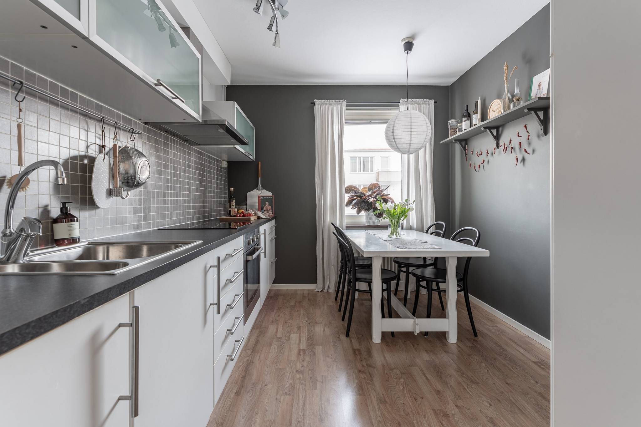 2 rum Lägenhet på Krondikesvägen 32A Blomängen/Tegelplan Östersunds kommun - bild 2