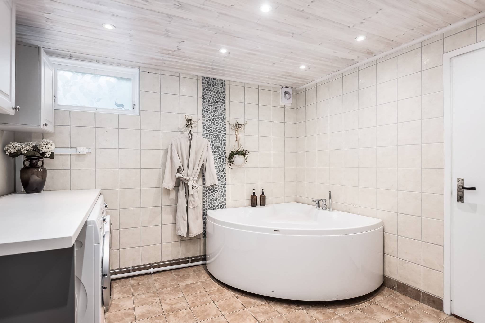 5 rum Radhus på Hästskovägen 6 Vendelsö Gård Haninge kommun - bild 28