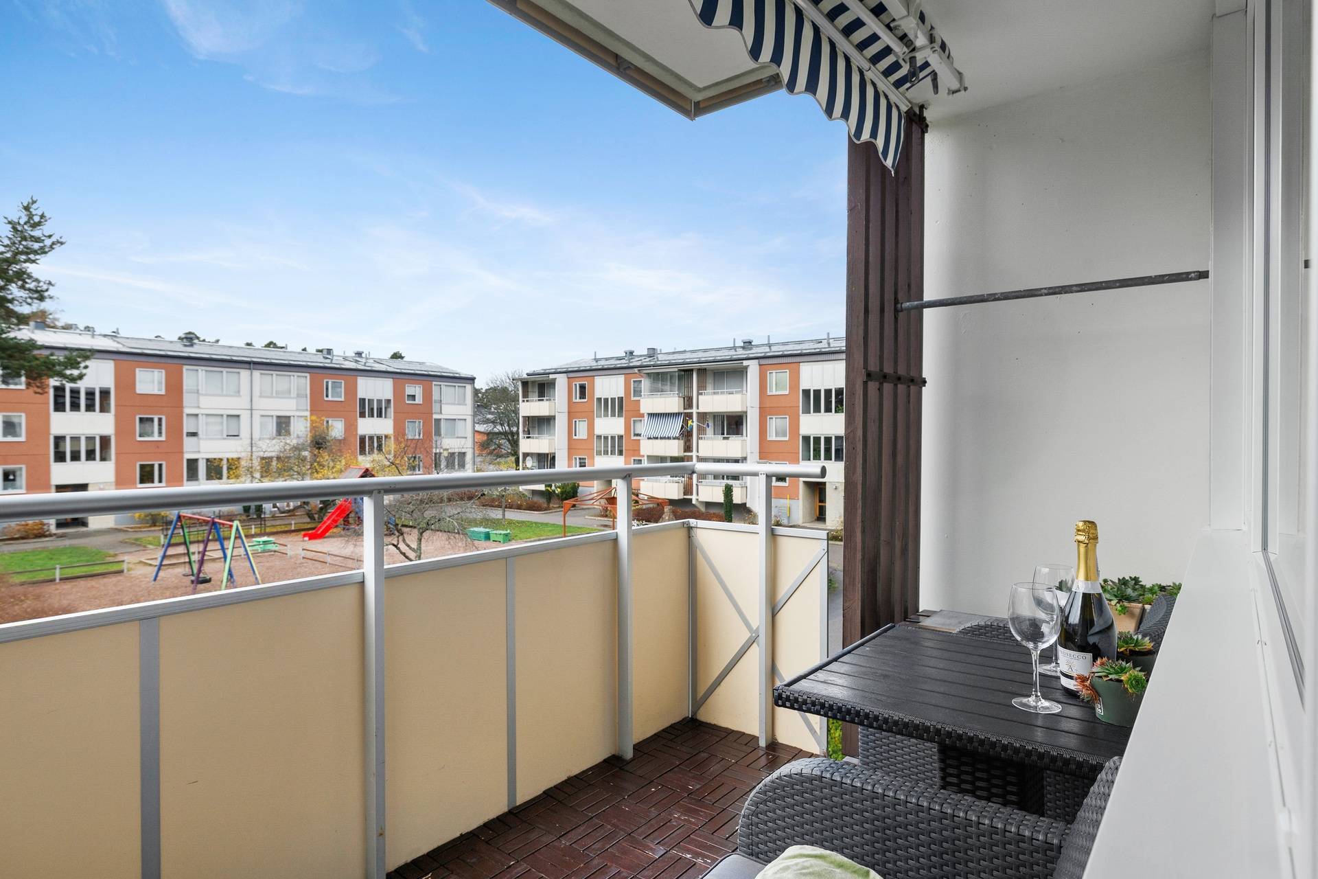 4 rum Lägenhet på Baldergatan 42, 1 1/2 TR Valsta Sigtuna kommun - bild 3