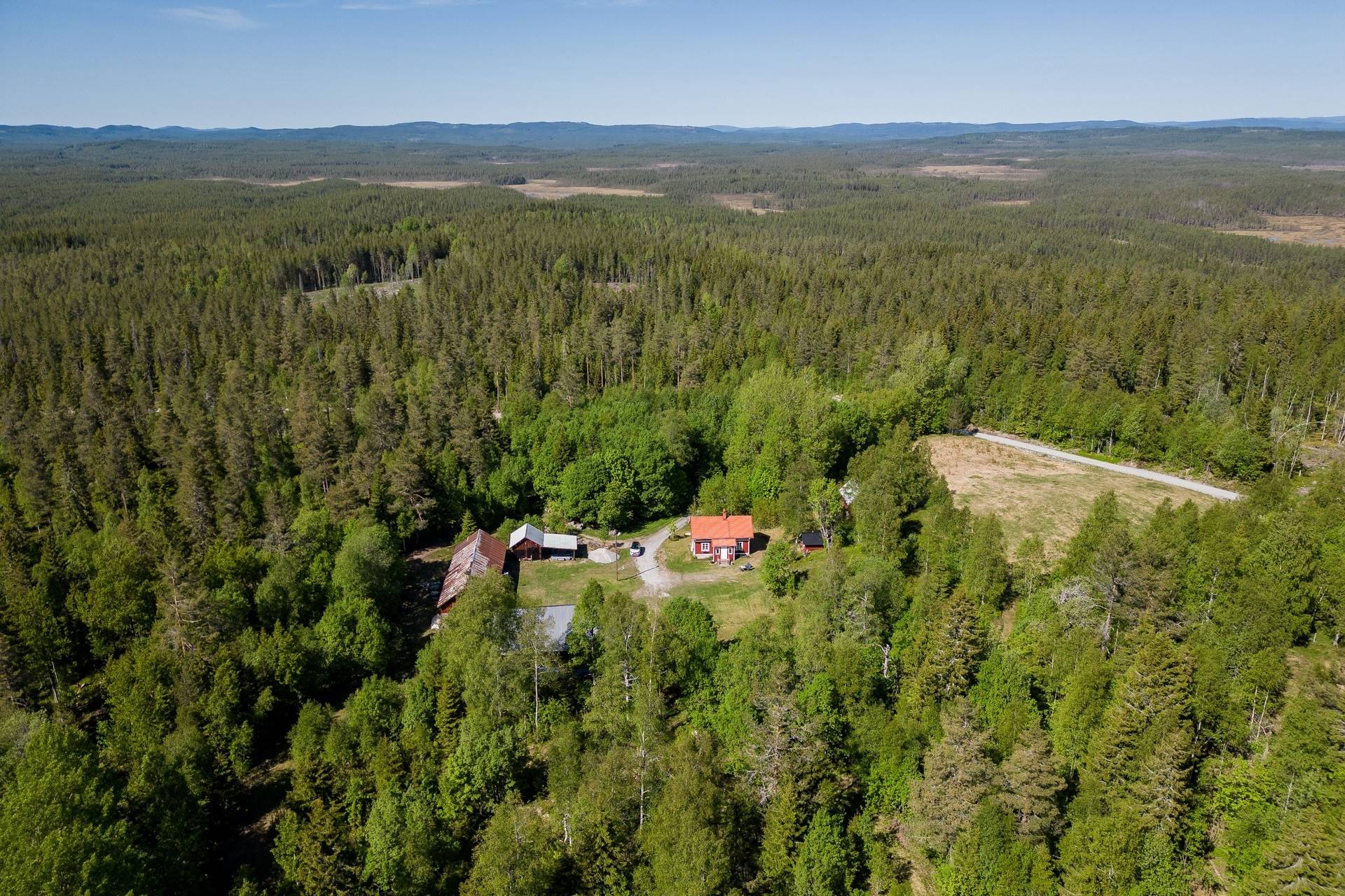 2 rum Vinterbonat fritidshus på Rifallsvägen 21 Rifallet Ludvika kommun - bild 4