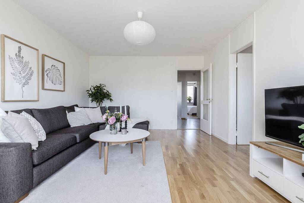 3 rum Lägenhet på Mörbydalen 10, 5 tr. Mörbyskogen Danderyds kommun - bild 9
