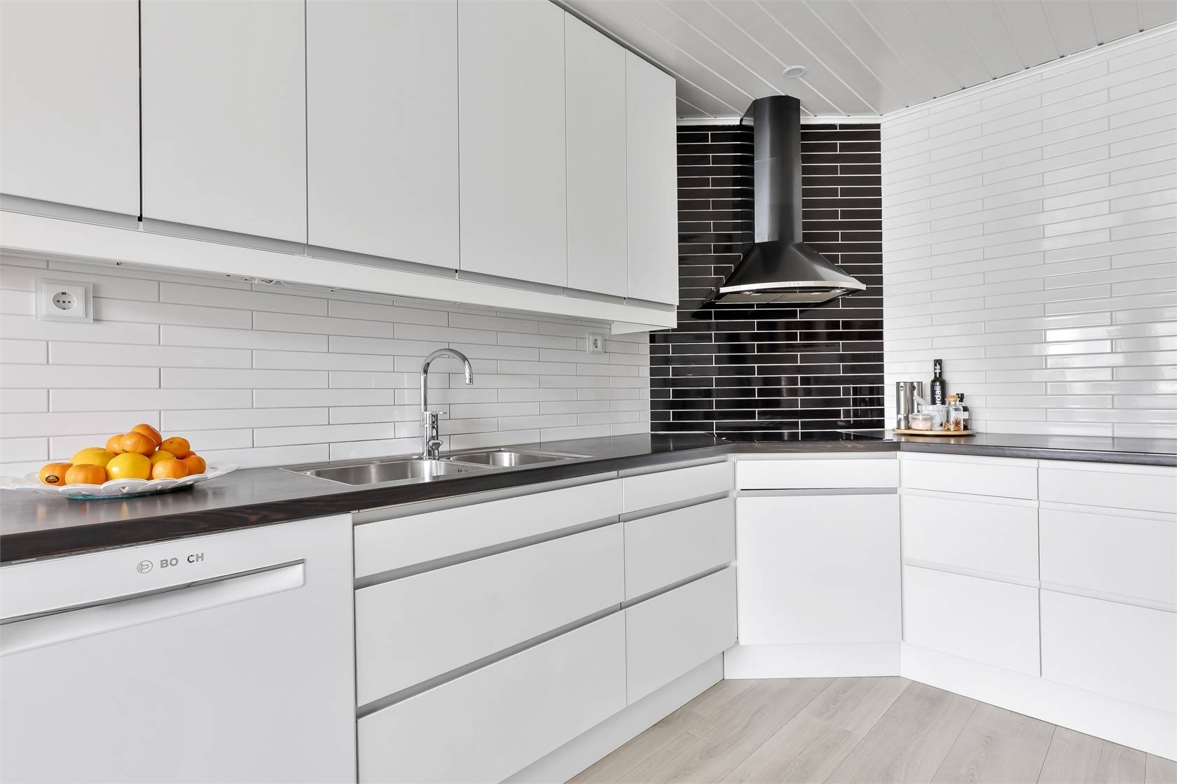 6 rum Radhus på Svartbäckens by 326 Vendelsömalm Haninge kommun - bild 4