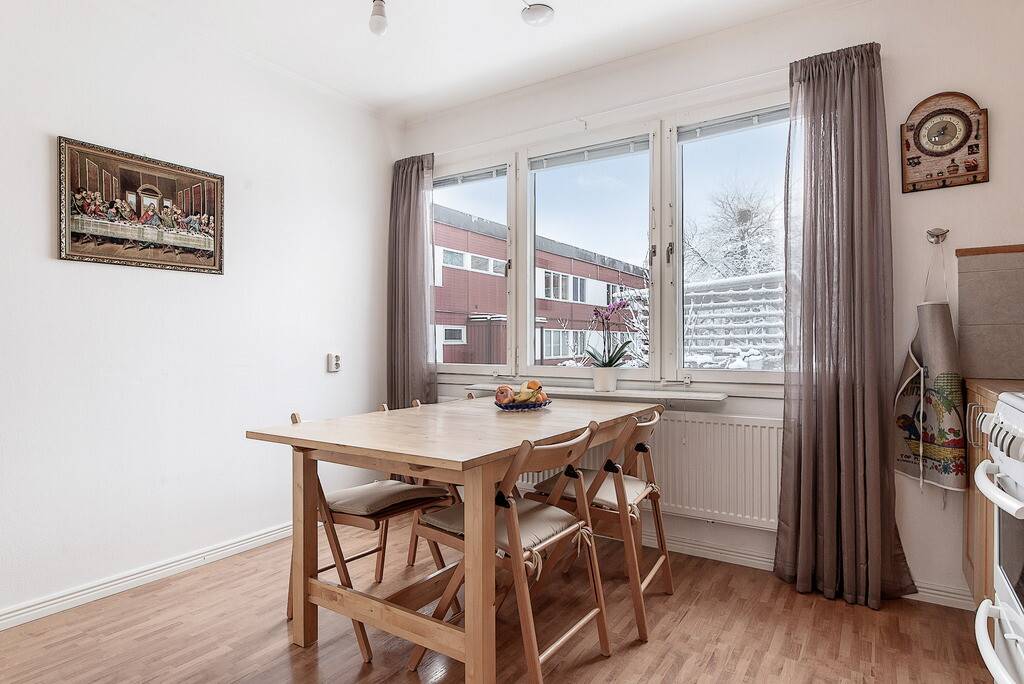 3 rum Lägenhet på Ljuskärrsvägen 22 Saltsjöbaden Nacka kommun - bild 4