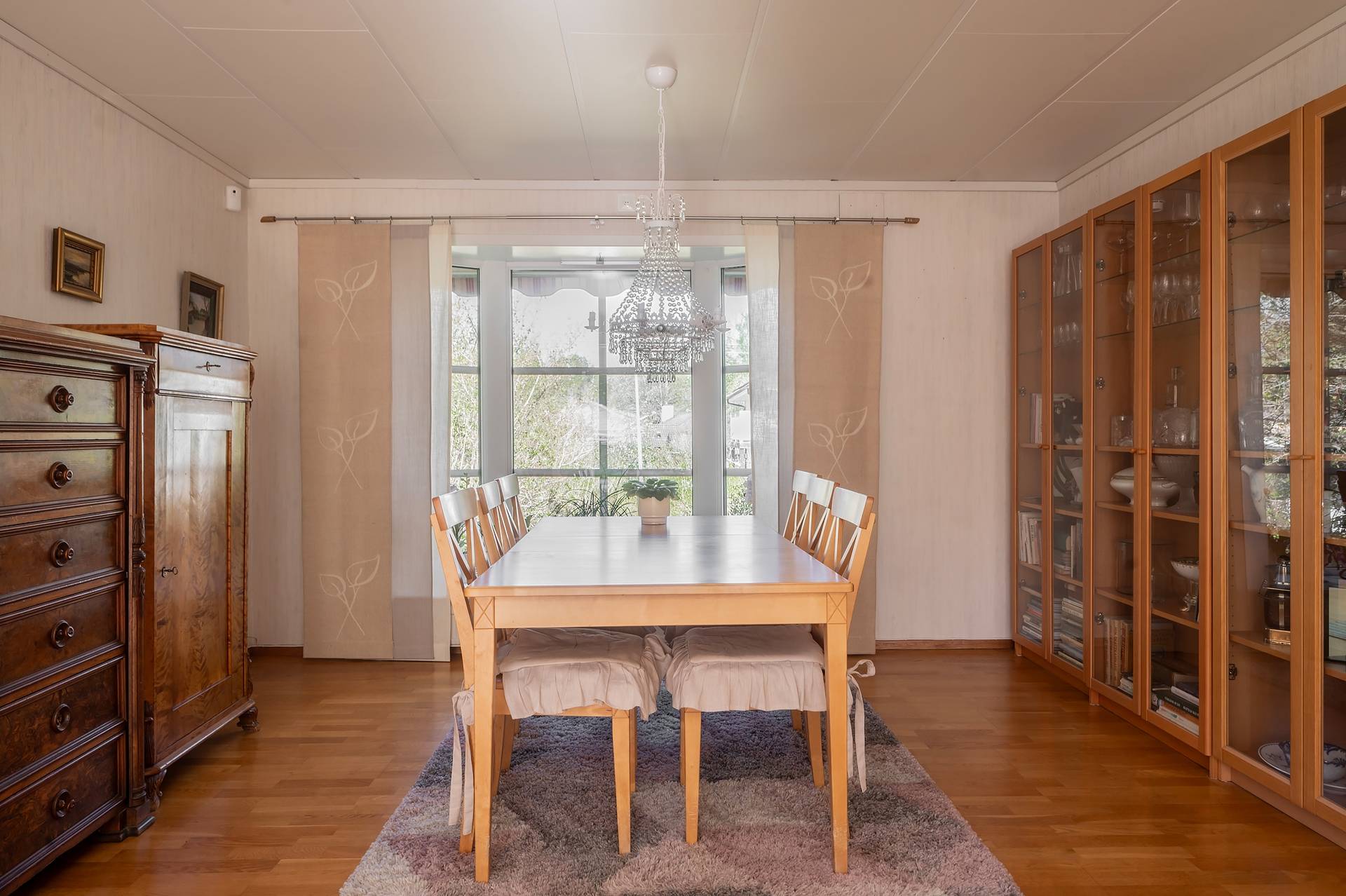 6 rum Villa på Almvägen 4 Tullinge - Parkhem Botkyrka kommun - bild 12
