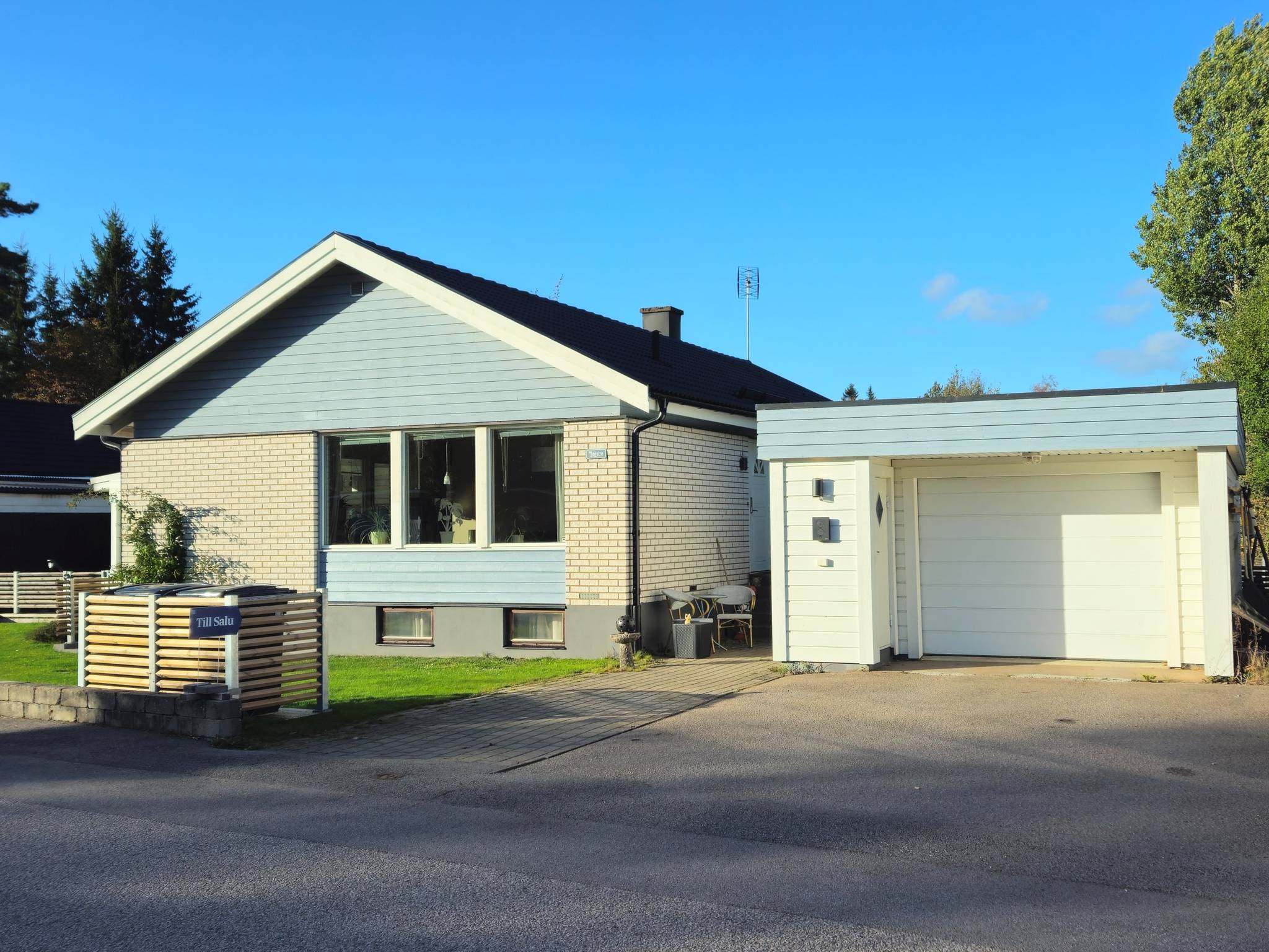 4 rum villa på Hasselvägen 23 Åseda, Uppvidinge kommun - bild 1