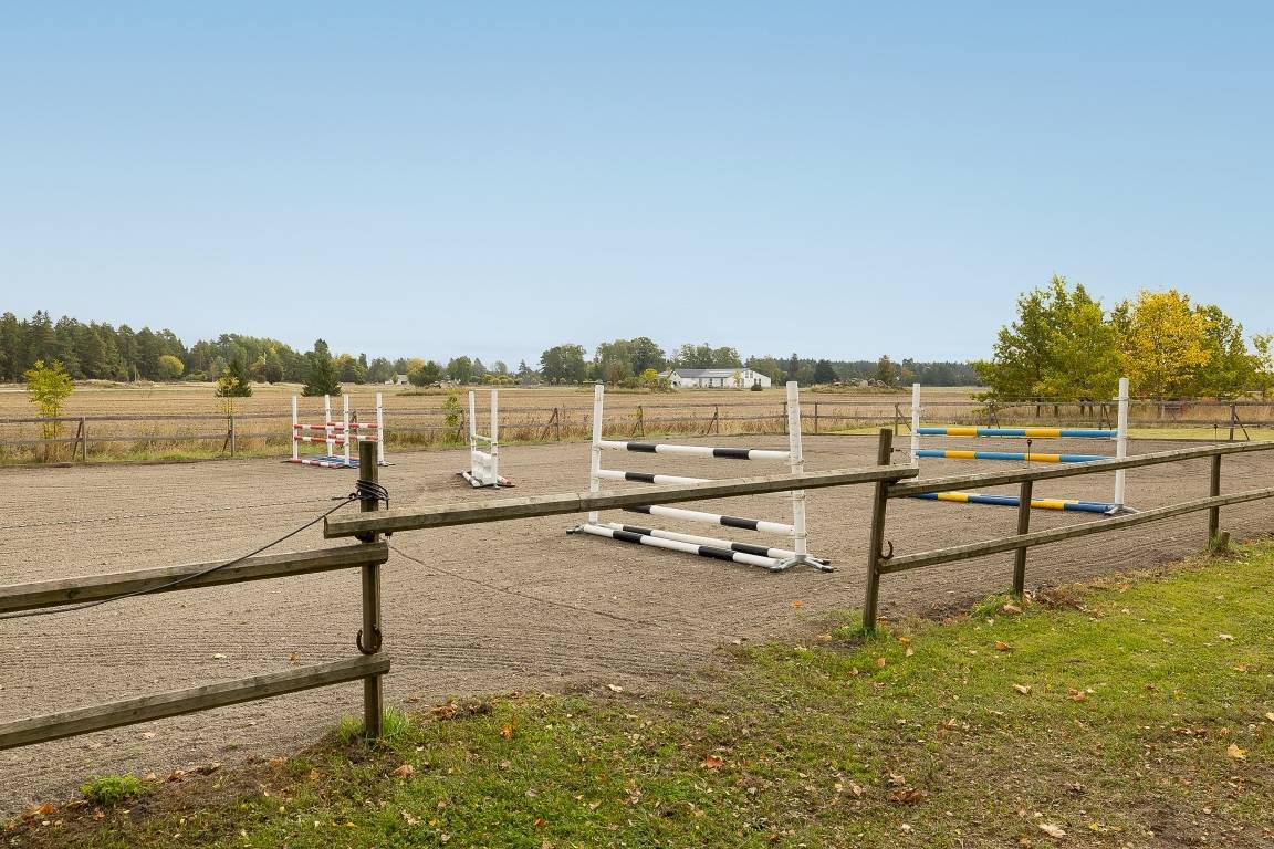 9 rum Gård utan jordbruk på Boglösa Svallby 5 Enköping Enköpings kommun - bild 56