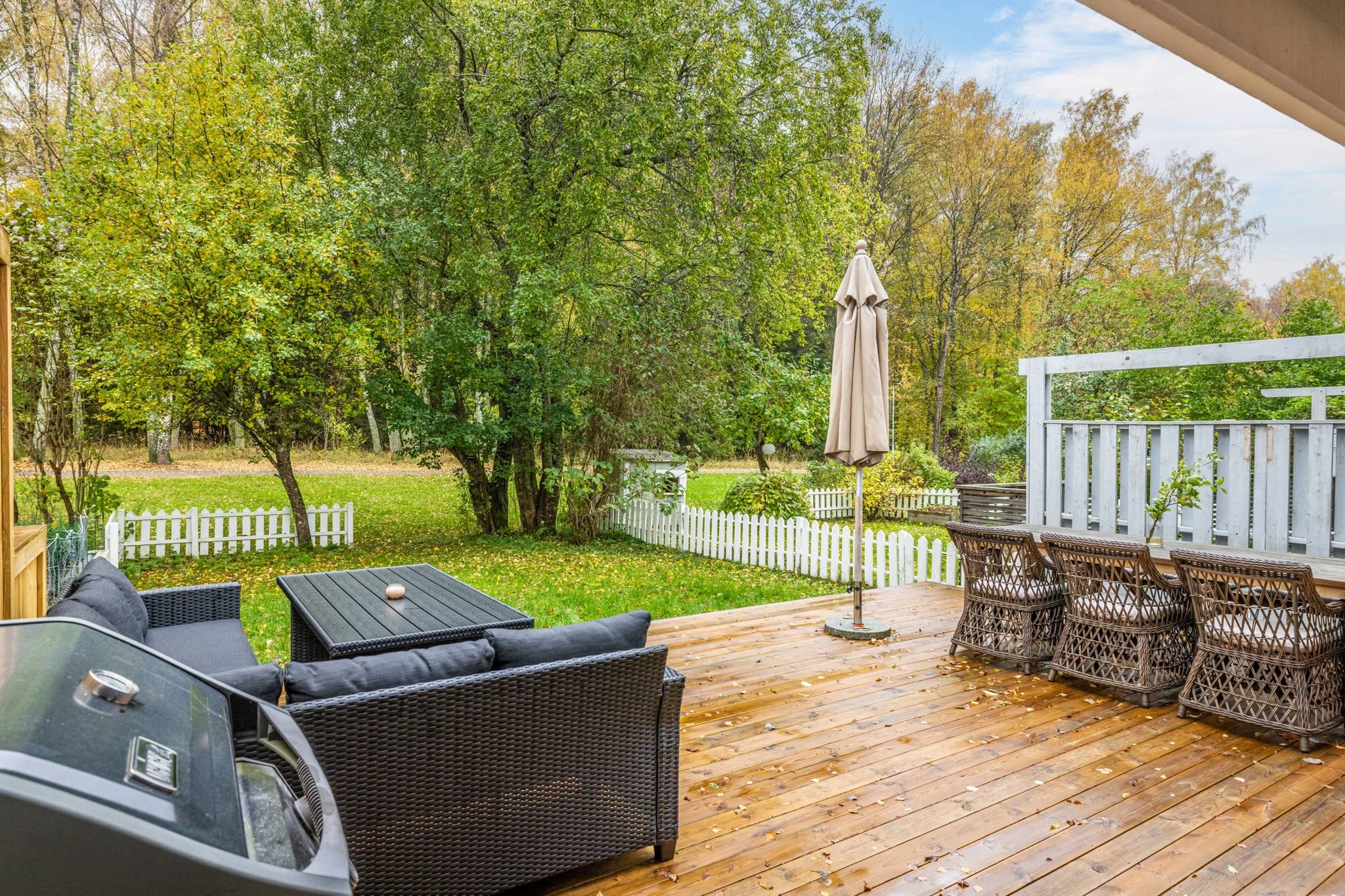 9 rum villa på Evalundsvägen 166 Älta Hedvigslund, Nacka kommun - bild 2