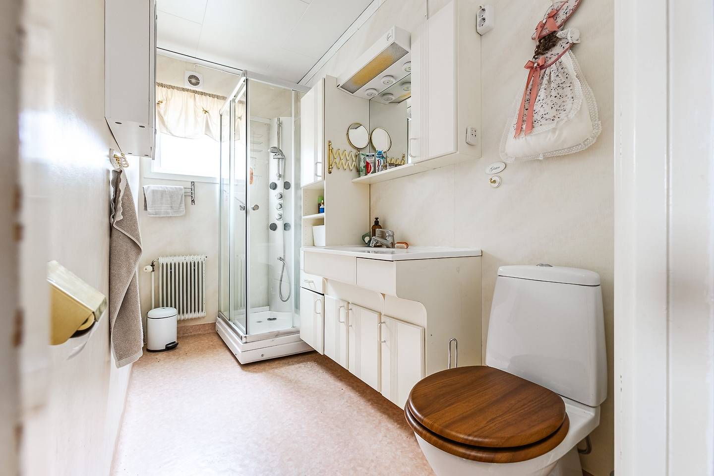 5 rum Villa på Hagabergsgatan 16 Virserum Hultsfreds kommun - bild 15
