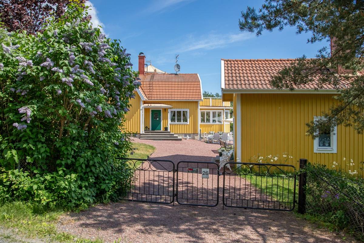 8 rum Vinterbonat fritidshus på Östervik 26-30 Roslagen - sjötomter Norrtälje kommun - bild 16