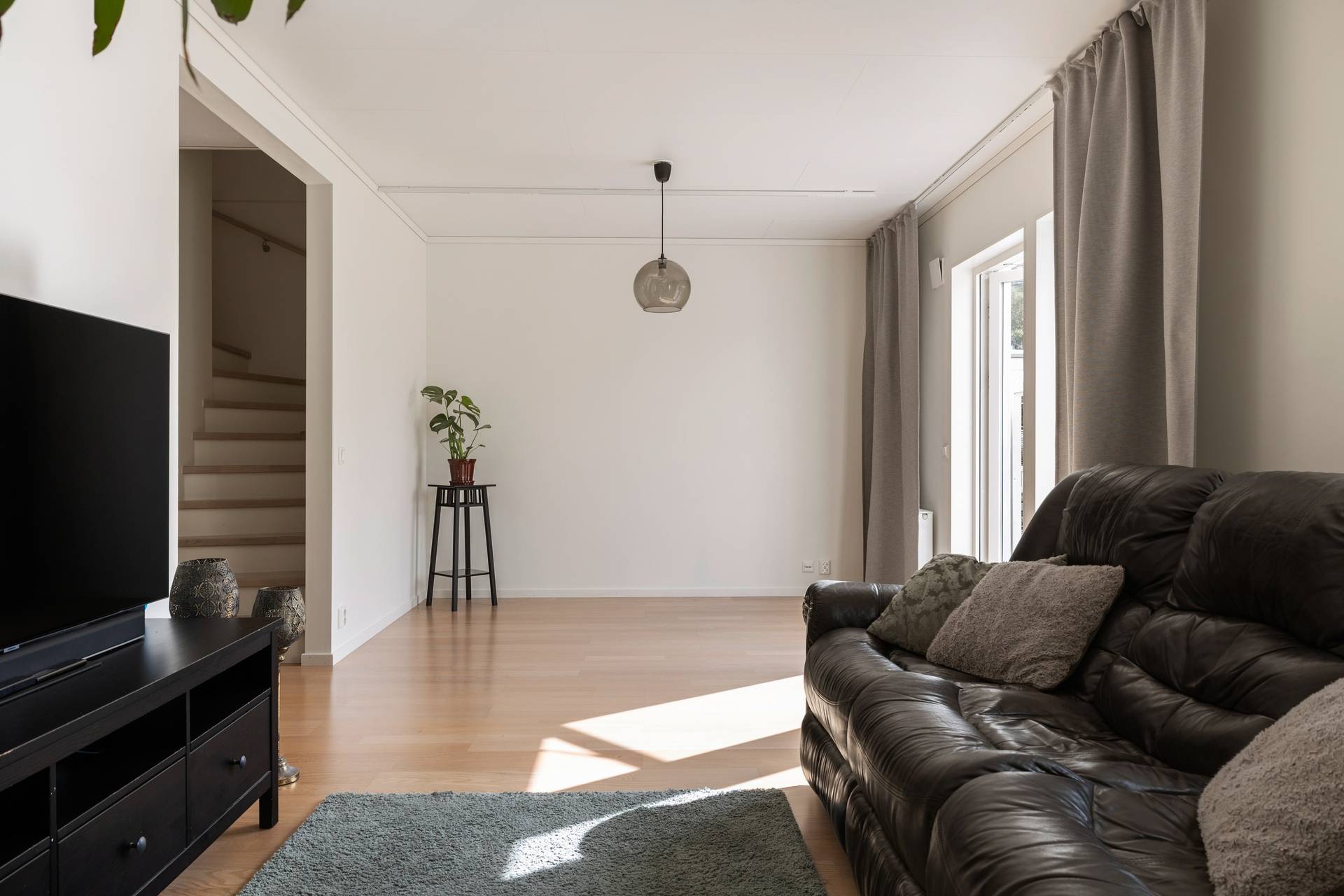 5 rum Radhus på Riavägen 7 Västerhaninge Haninge kommun - bild 13