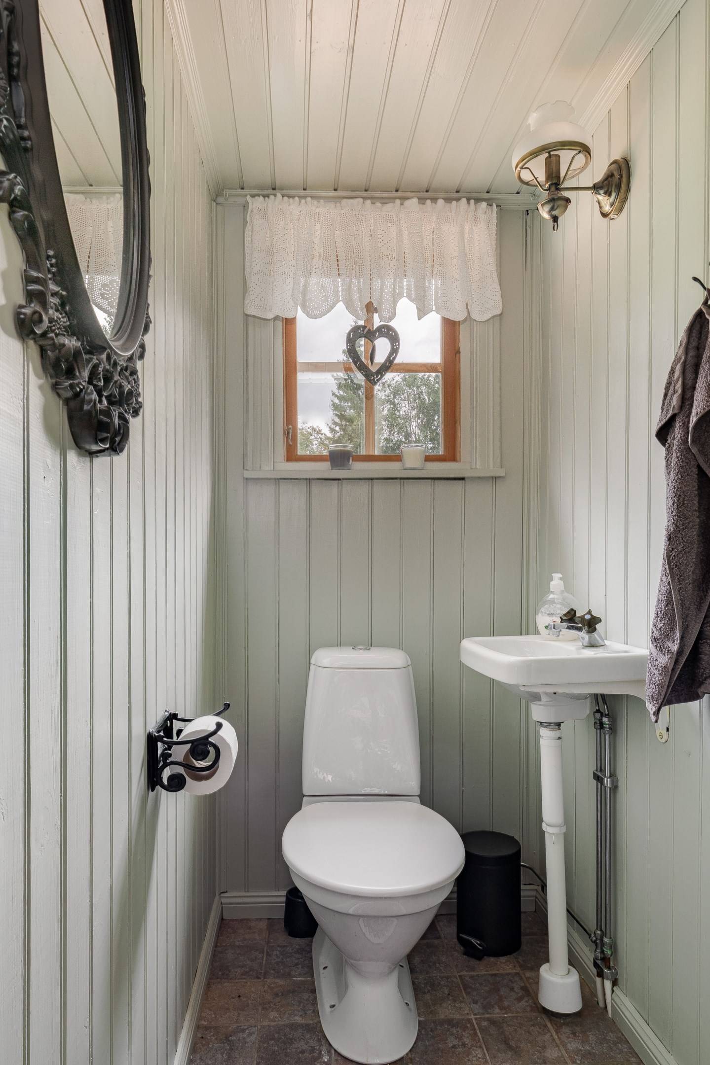 4 rum Villa på Norsvägen 35 SÖDERBÄRKE Nor Smedjebackens kommun - bild 32