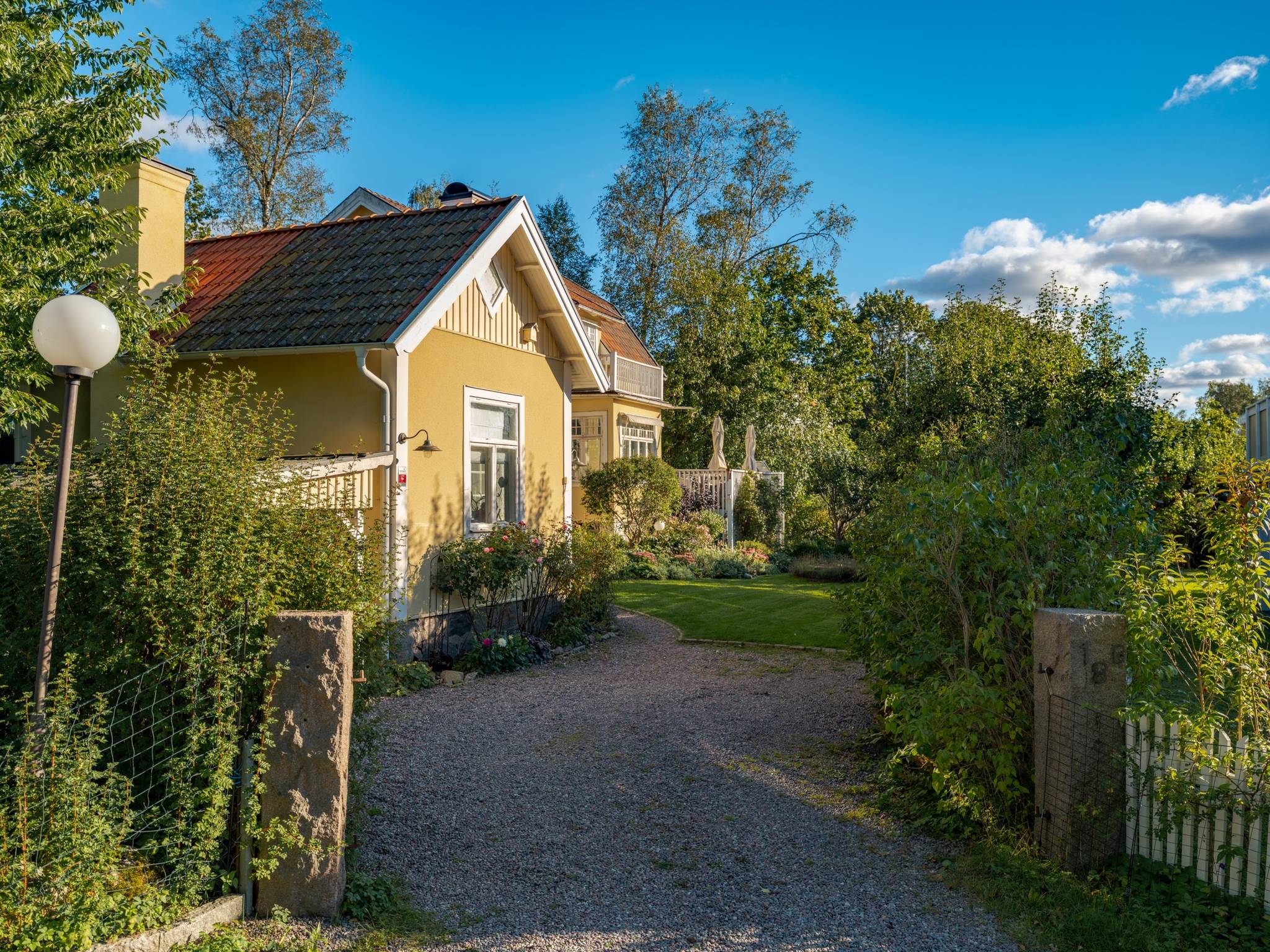 7 rum Villa på Östra Banvägen 18B Enebyberg Danderyds kommun - bild 55