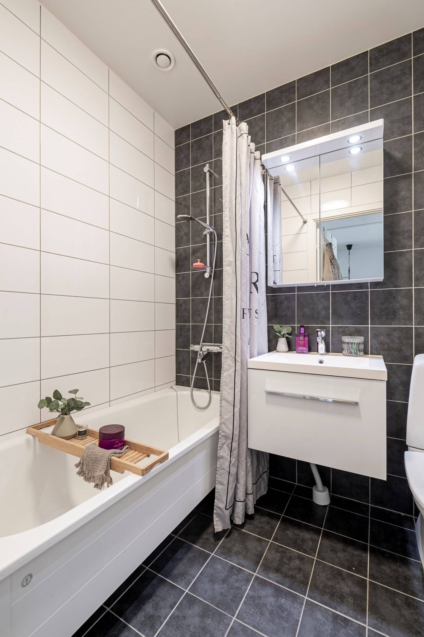5 rum Radhus på Koordinatvägen 26 Skälby Västerås kommun - bild 24
