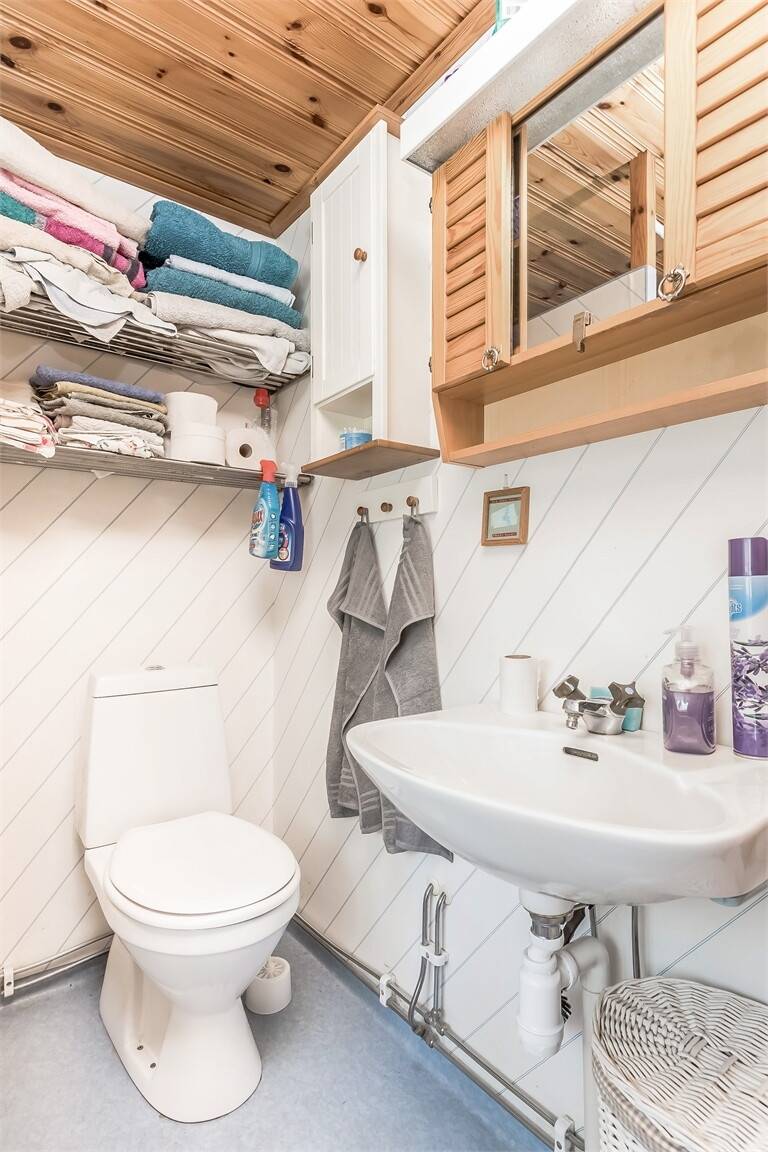 2 rum Vinterbonat fritidshus på Lillängsvägen 8 Heby - Vansjö Heby kommun - bild 16
