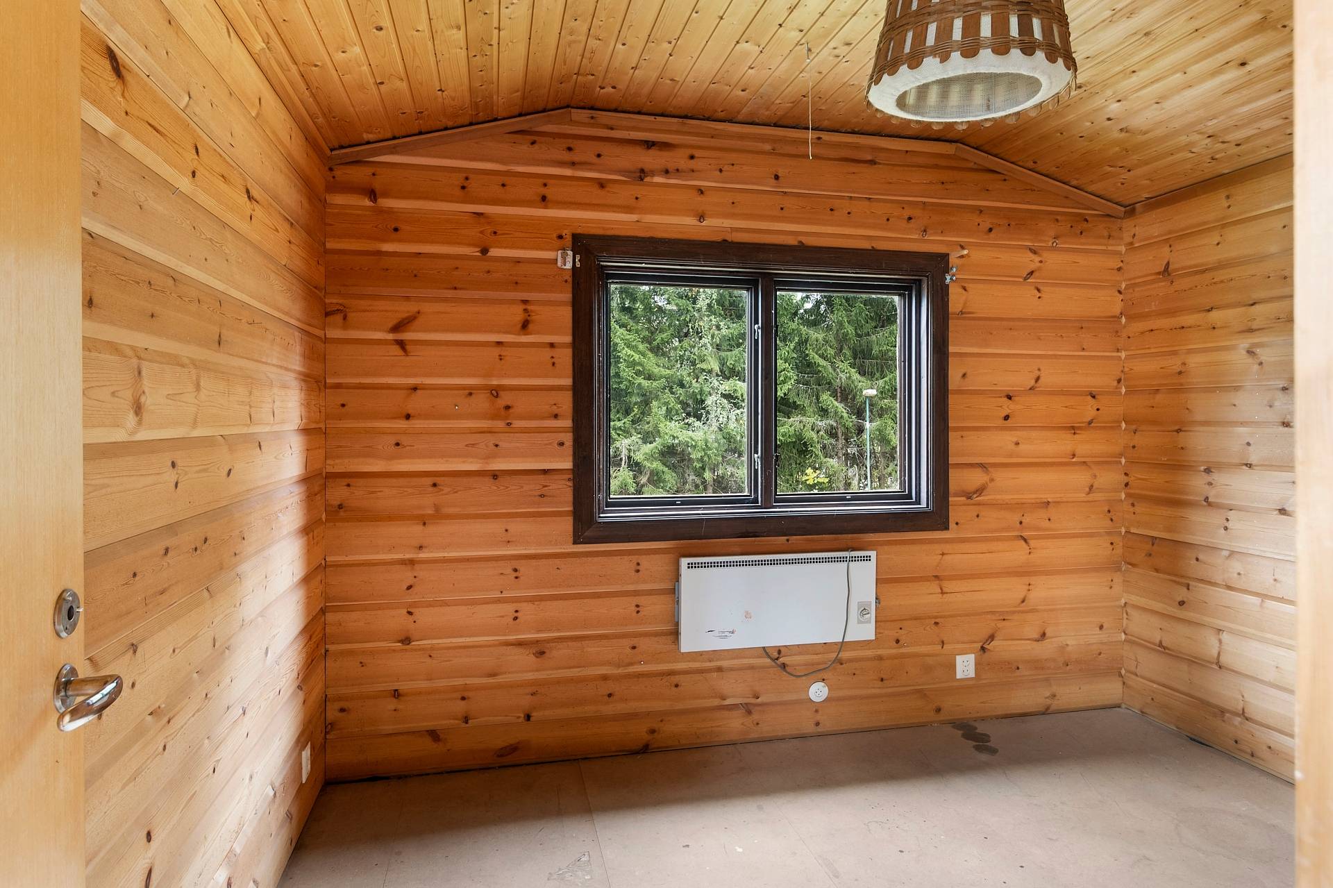 3 rum Vinterbonat fritidshus på Gärdsgårdsstigen 6 Sundänge Köpings kommun - bild 32