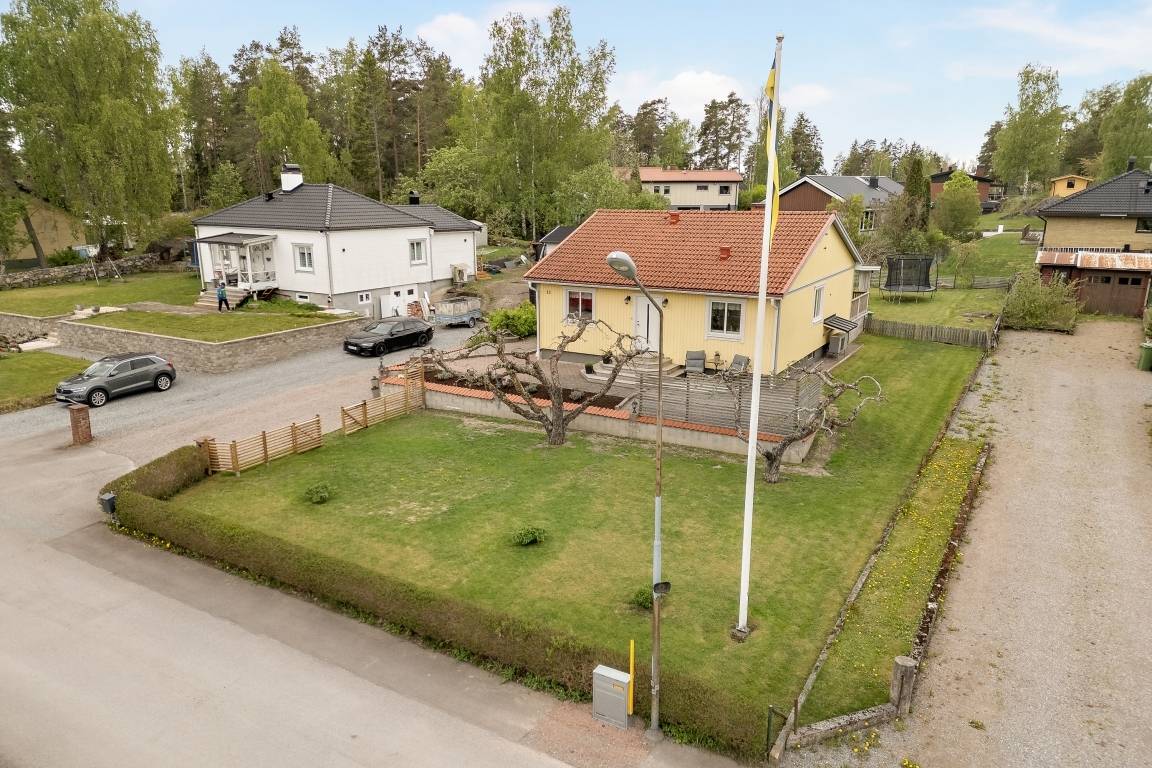 6 rum Villa på Albäcksvägen 11 Fjärdhundra Enköpings kommun - bild 34