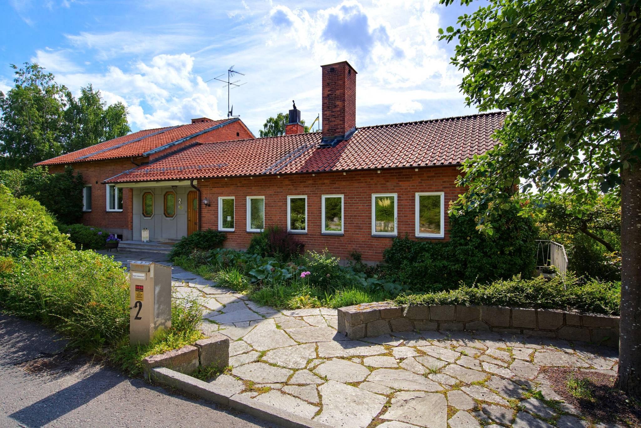 10 rum villa på Drottning Kristinas väg 2 Sigtuna, Sigtuna kommun - bild 1