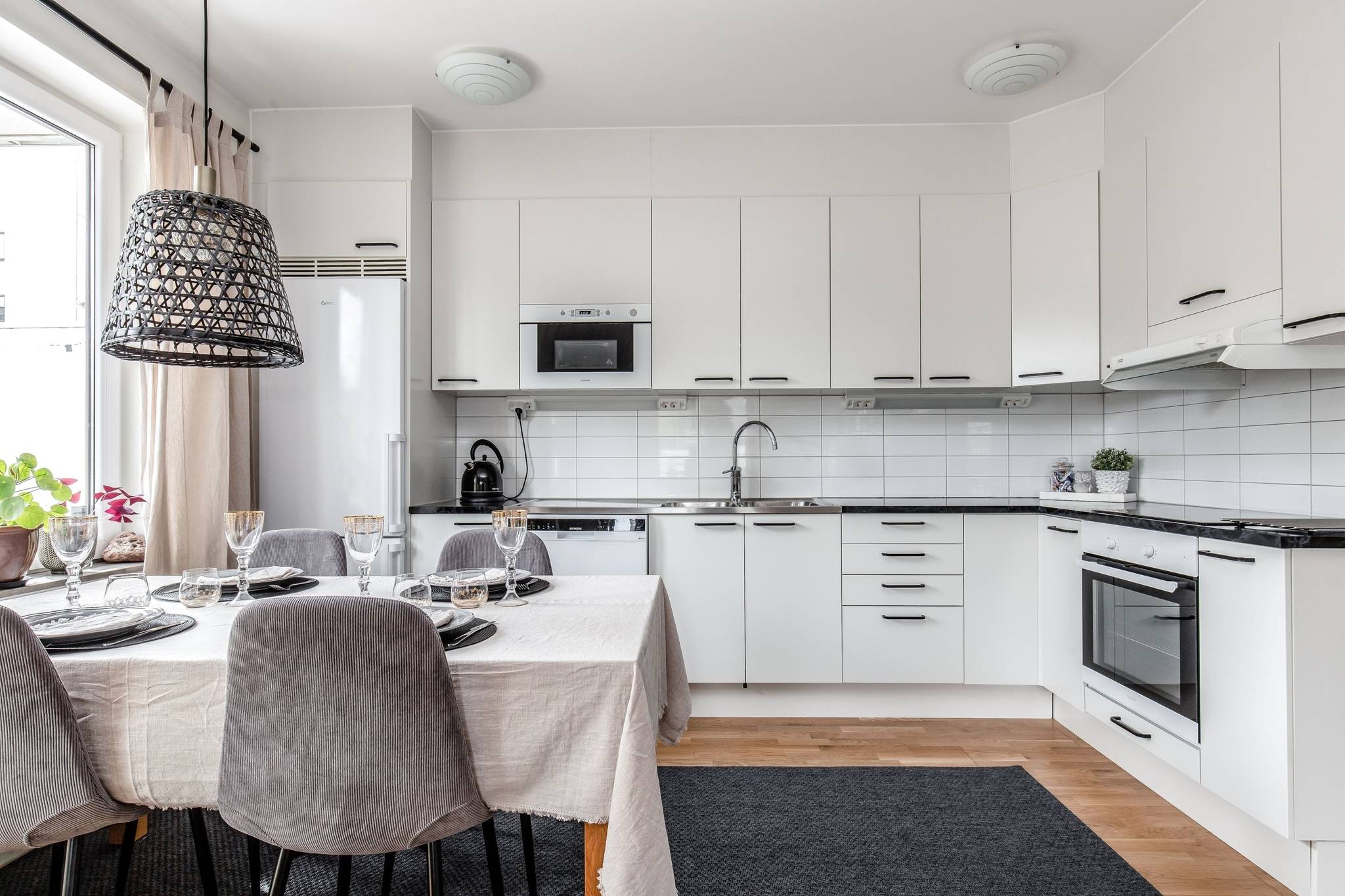 2 rum Lägenhet på Sandstuguvägen 57 Uttran Botkyrka kommun - bild 2