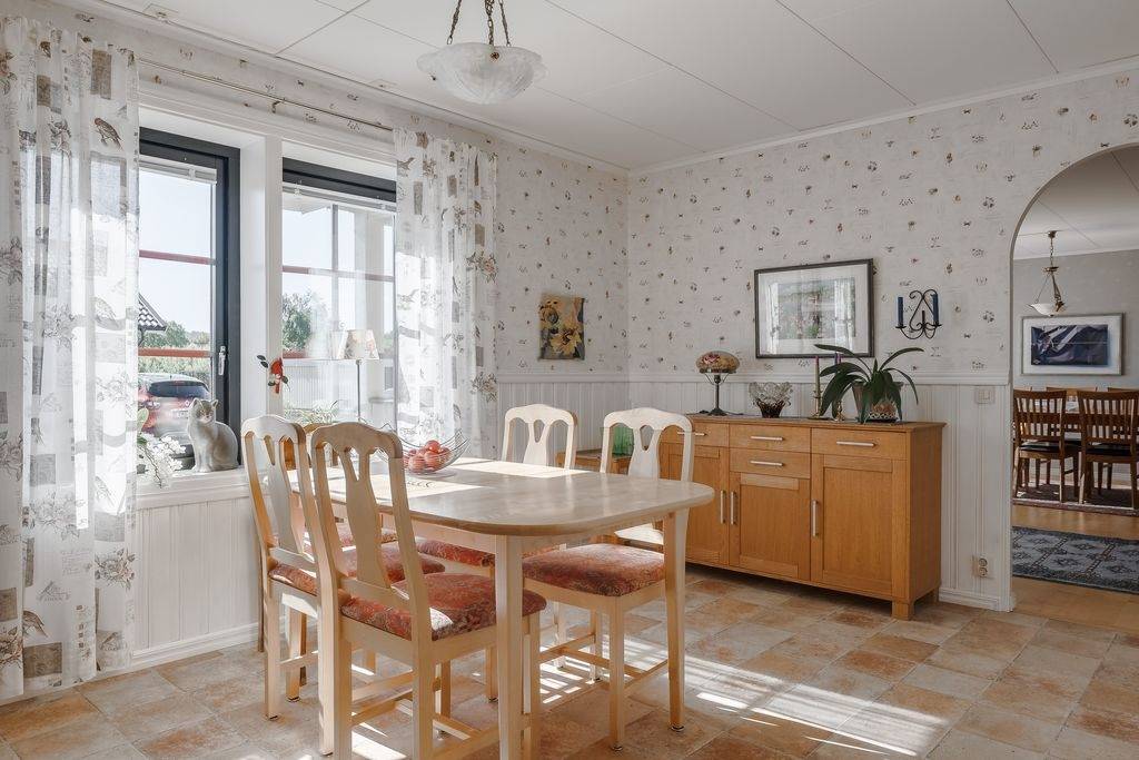5 rum Villa på Flugsnapparvägen 13 Skövde kommun - bild 20