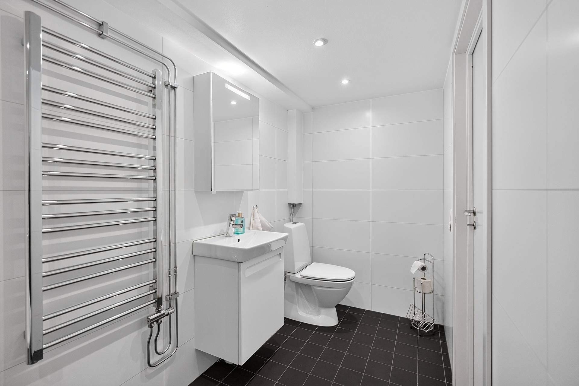 8 rum Villa på Nyckelaxet 1 Uppsala Uppsala kommun - bild 28
