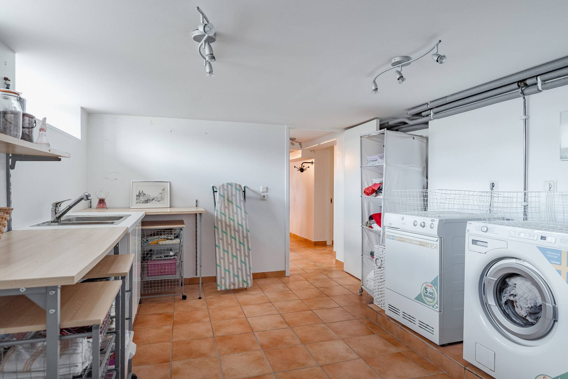 12 rum Villa på Stationsvägen 1 & 3 Centrum Knivsta kommun - bild 48