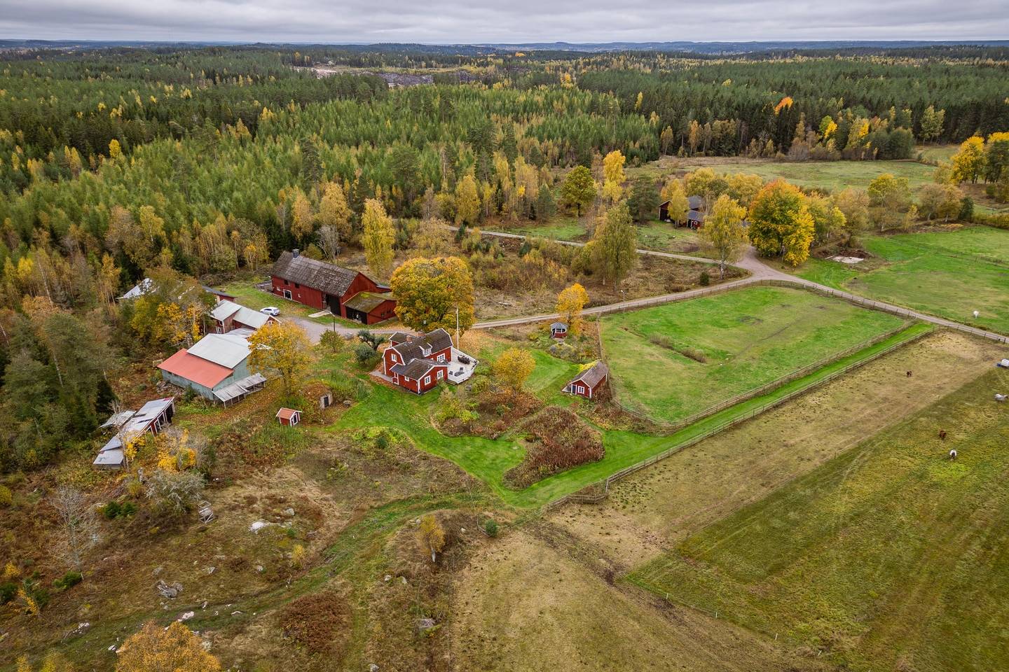 4 rum Gård/skog på Gullstigen Rosenlund 1 Boxholms kommun - bild 79