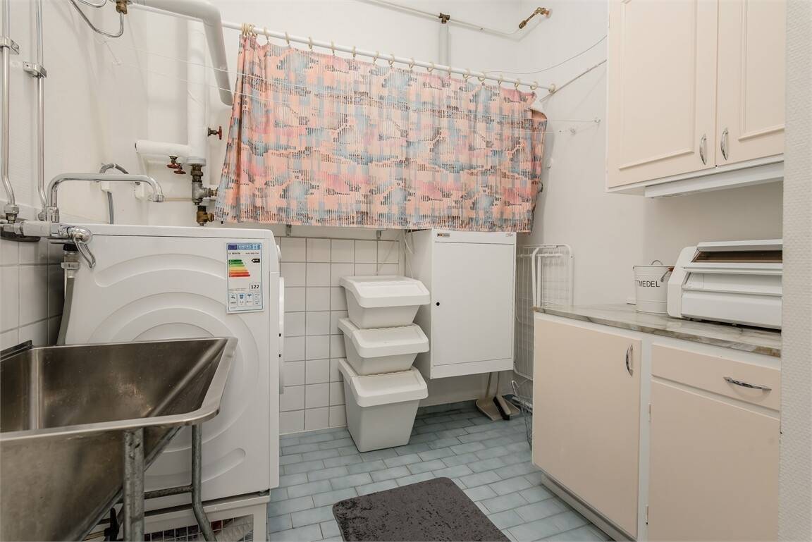 7 rum Villa på Lövängsvägen 7 Lassas Sandvikens kommun - bild 57