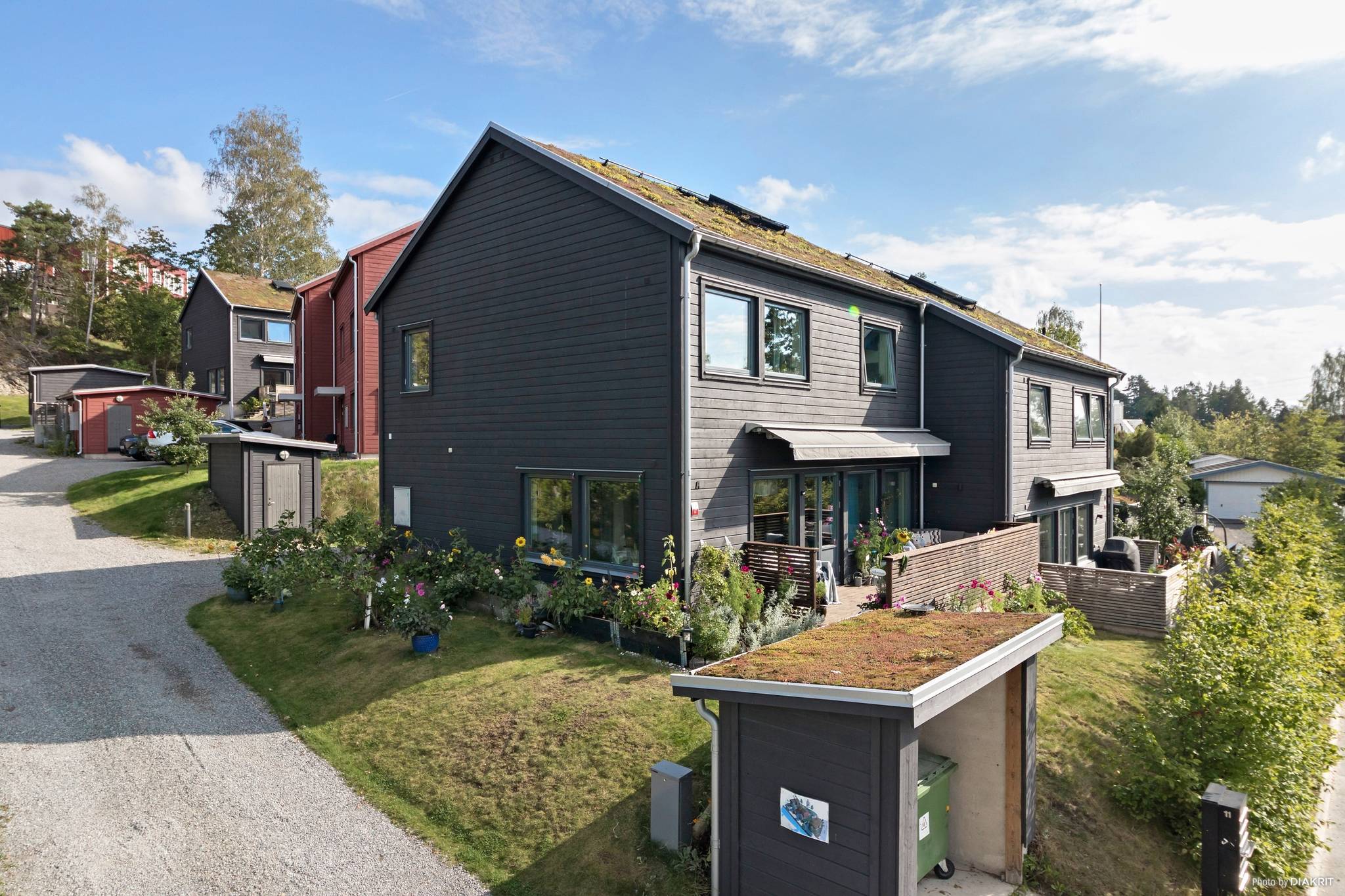 5 rum parhus på Åvägen 11A Öringe, Tyresö kommun - bild 1