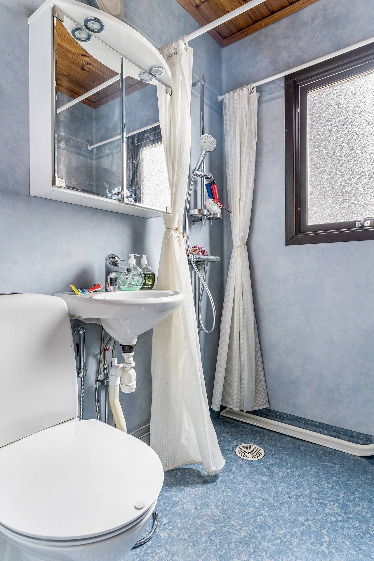 4 rum Villa på Slåttervägen 25 Karlberg Karlskoga kommun - bild 9