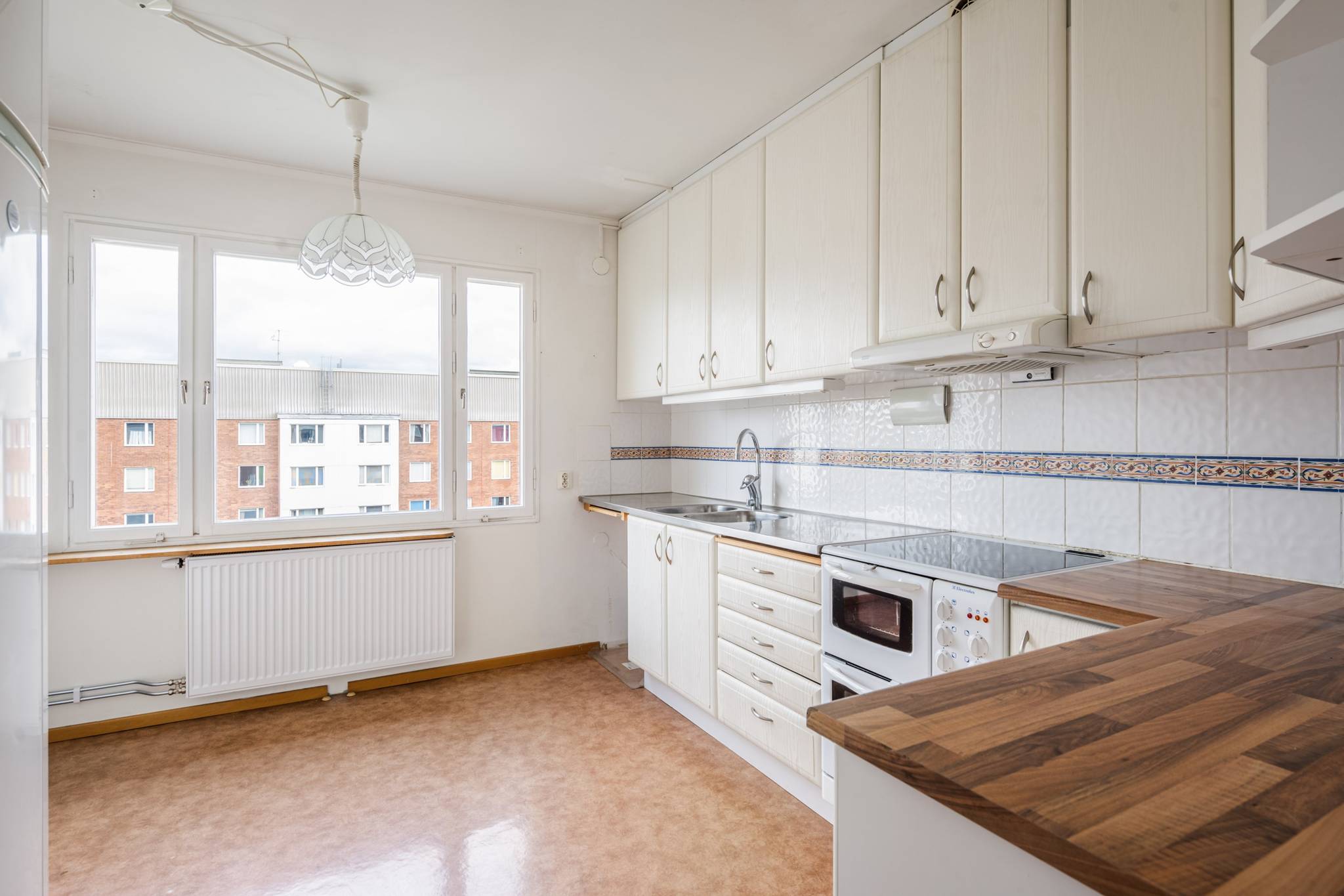 3 rum Lägenhet på Krysshammarvägen 40 Huvudsta Solna kommun - bild 3