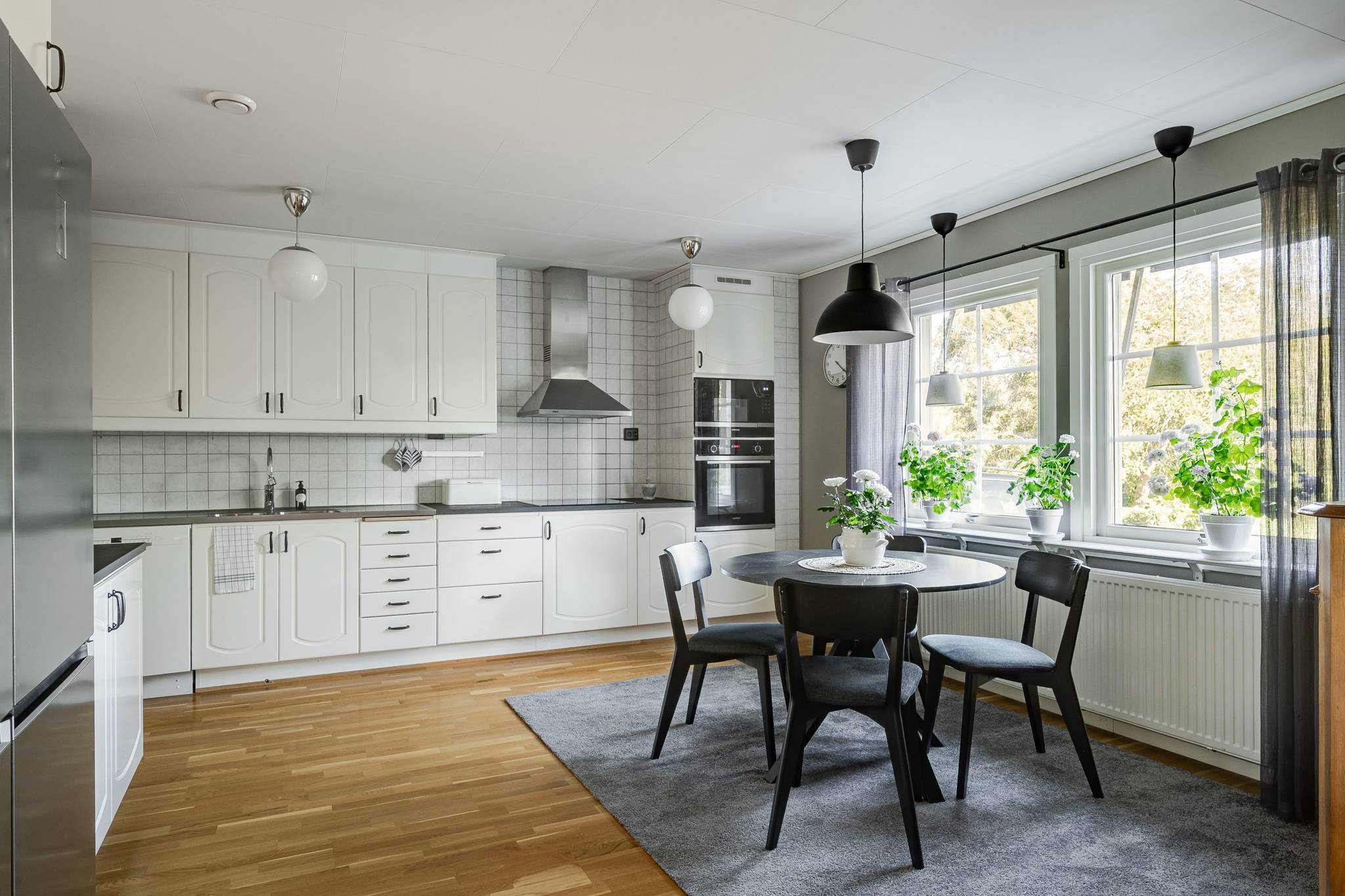 3 rum villa på Uddgärdesvägen 2B Stora Vika, Nynäshamns kommun - bild 2