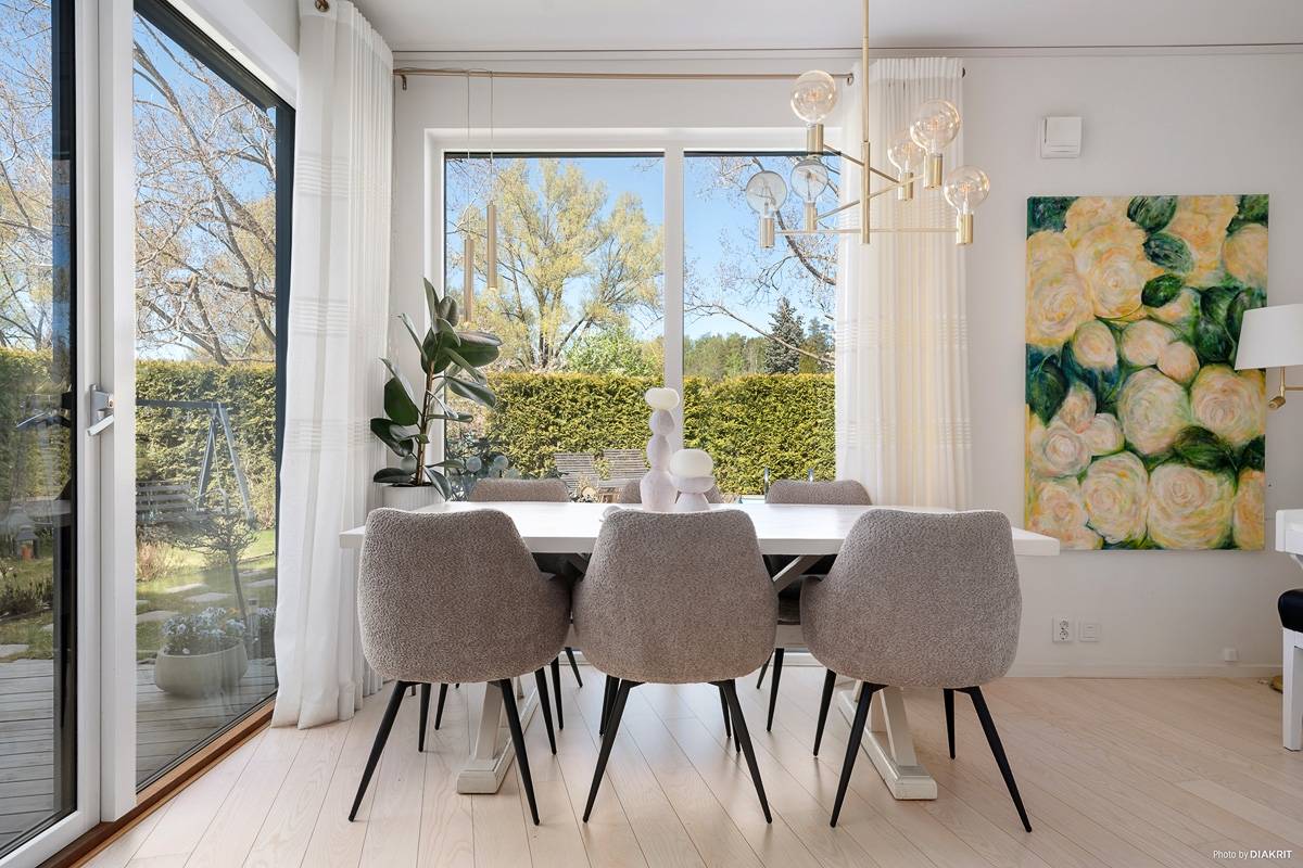 5 rum Radhus på Stuterivägen 35 Vattmyra Järfälla kommun - bild 11