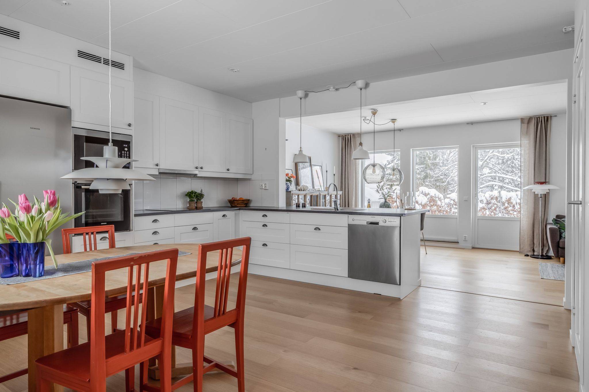 5 rum Parhus på Hagmarksvägen 20 Lindholmen Vallentuna kommun - bild 9