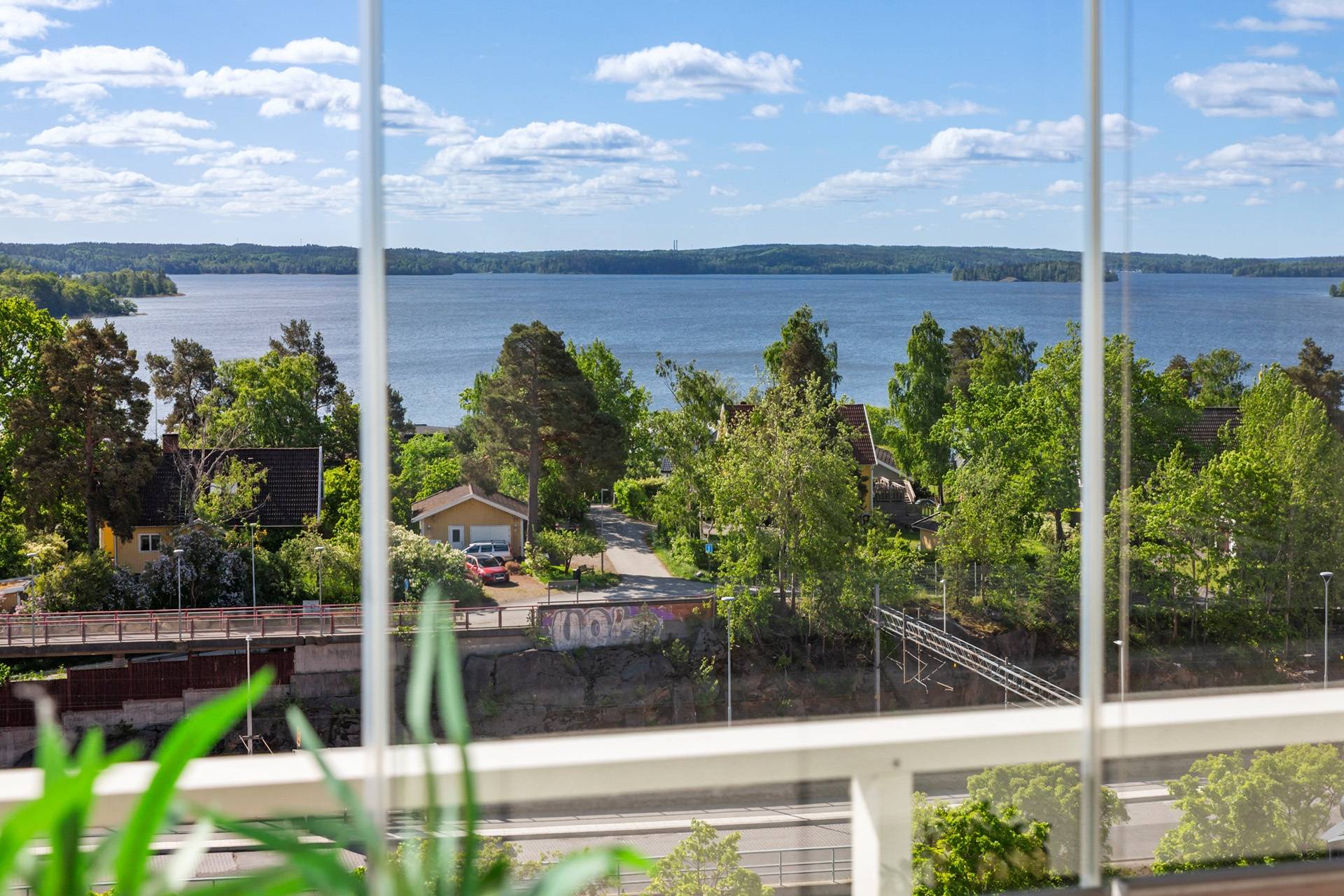 3 rum lägenhet på Furuhällsvägen 4, 4 tr Kungsängen centrum, Upplands-Bro kommun - bild 1