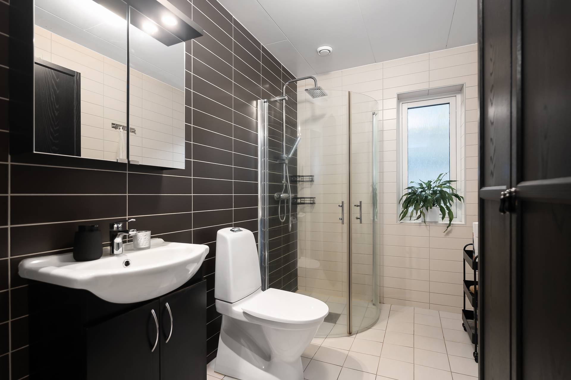 6 rum Villa på Skogstorp transjön 4 Hemfosa Haninge kommun - bild 15