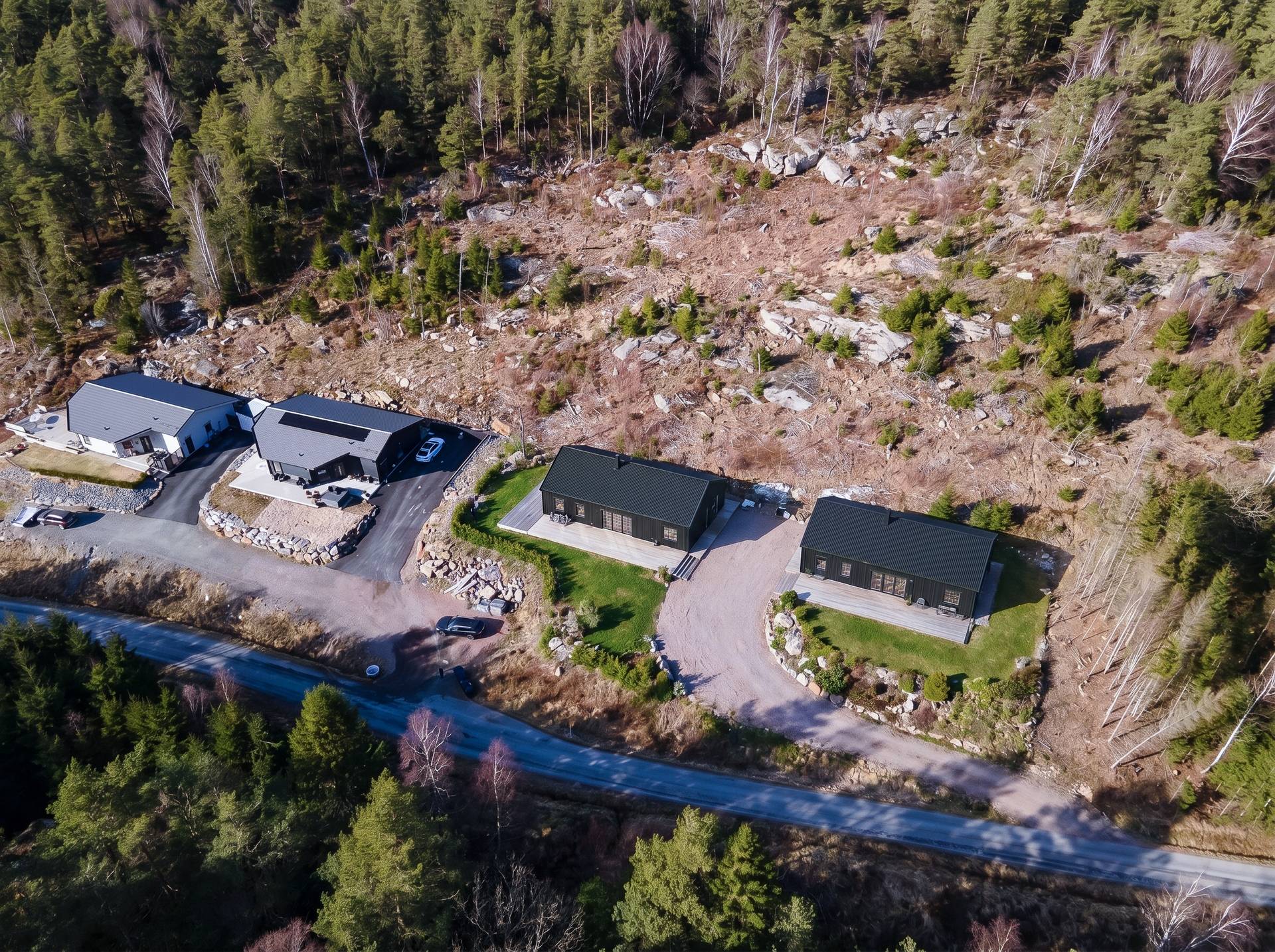 tomt på Törreby 255 Jörlanda, Stenungsunds kommun - bild 1