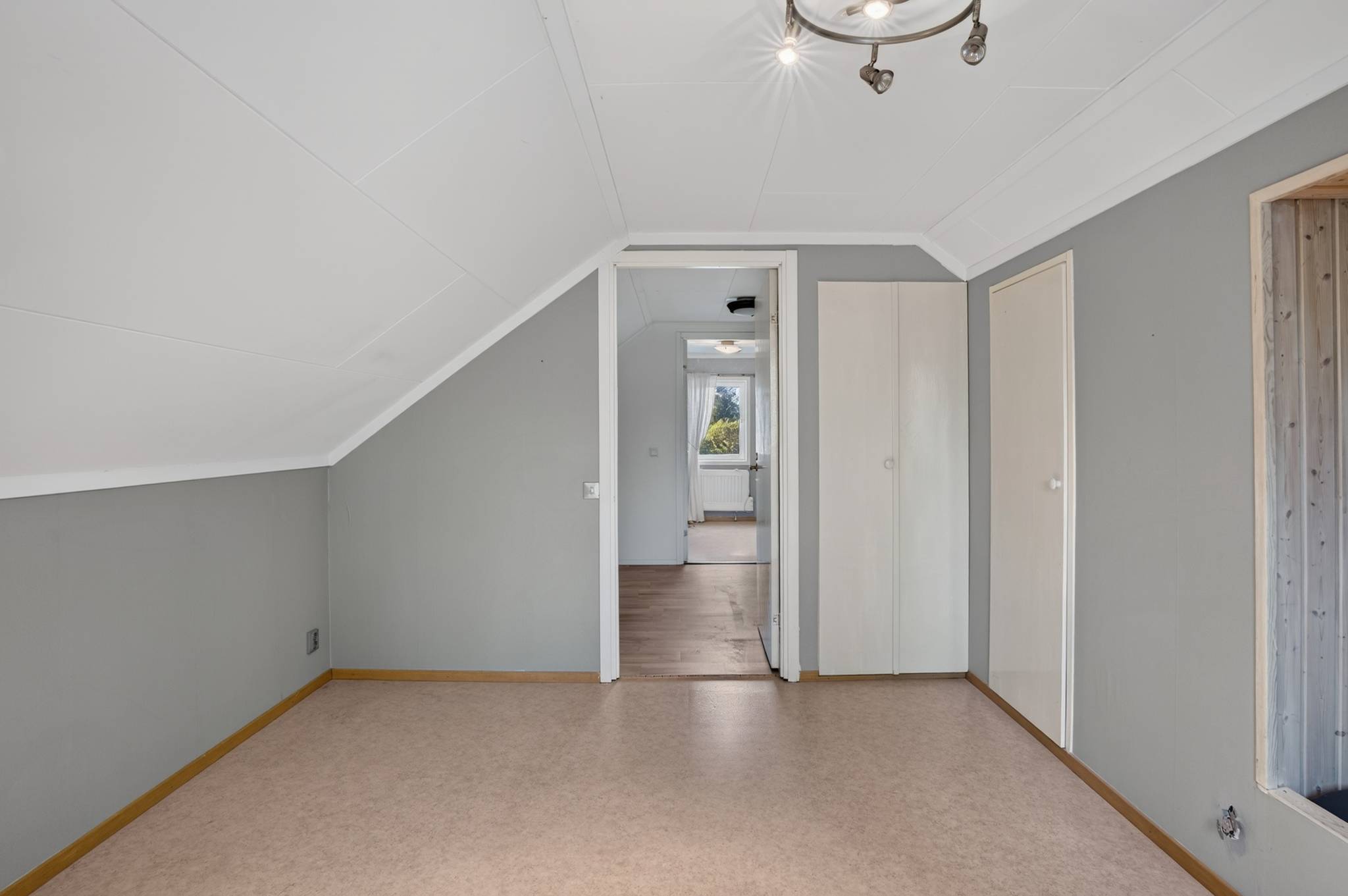 4 rum Villa på Jutviksvägen 10 Strandudden Kristinehamns kommun - bild 40