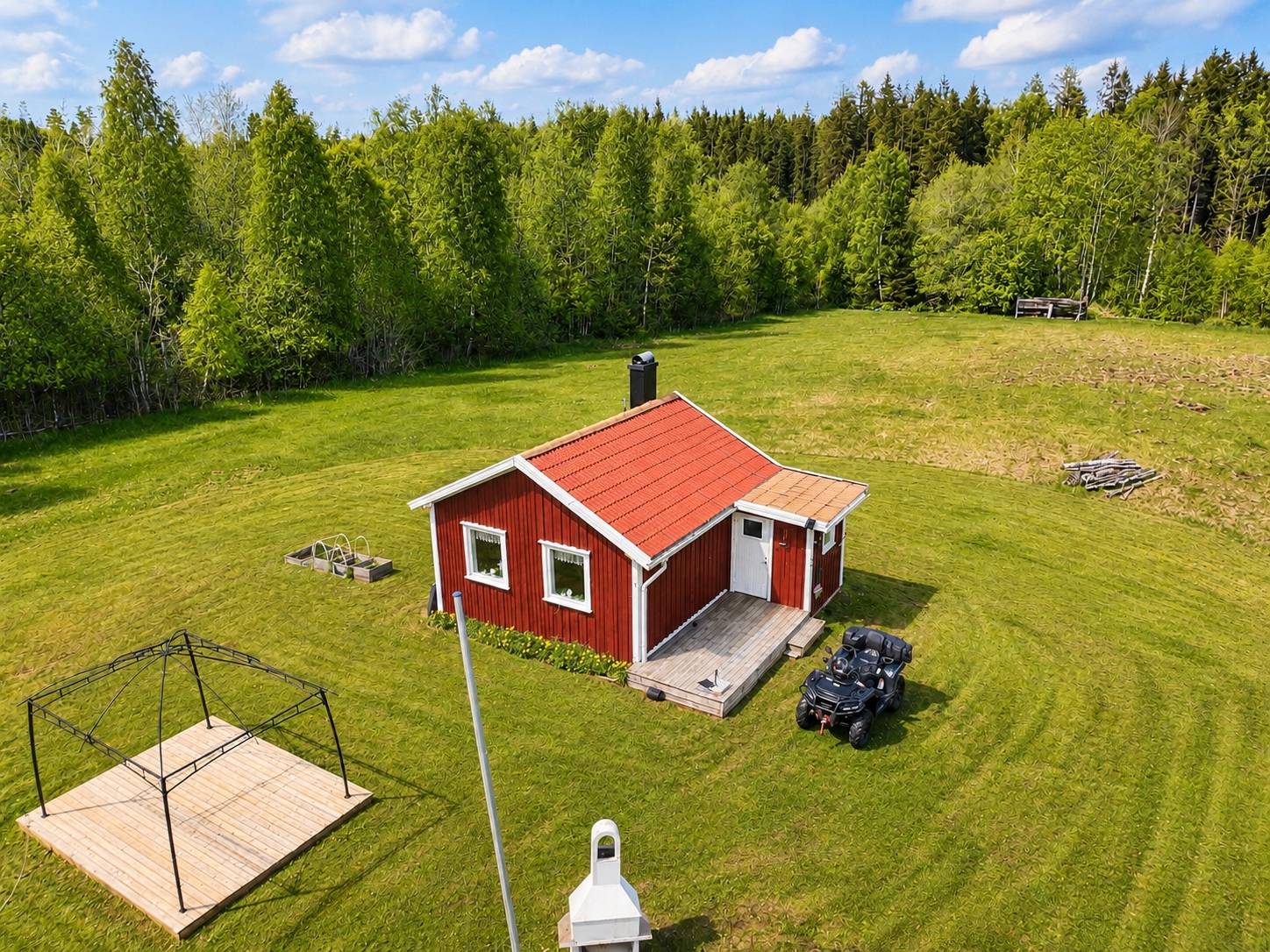 2 rum gård med jordbruk på Eklanda Brändehov 1 Vårgårda, Vårgårda kommun - bild 3