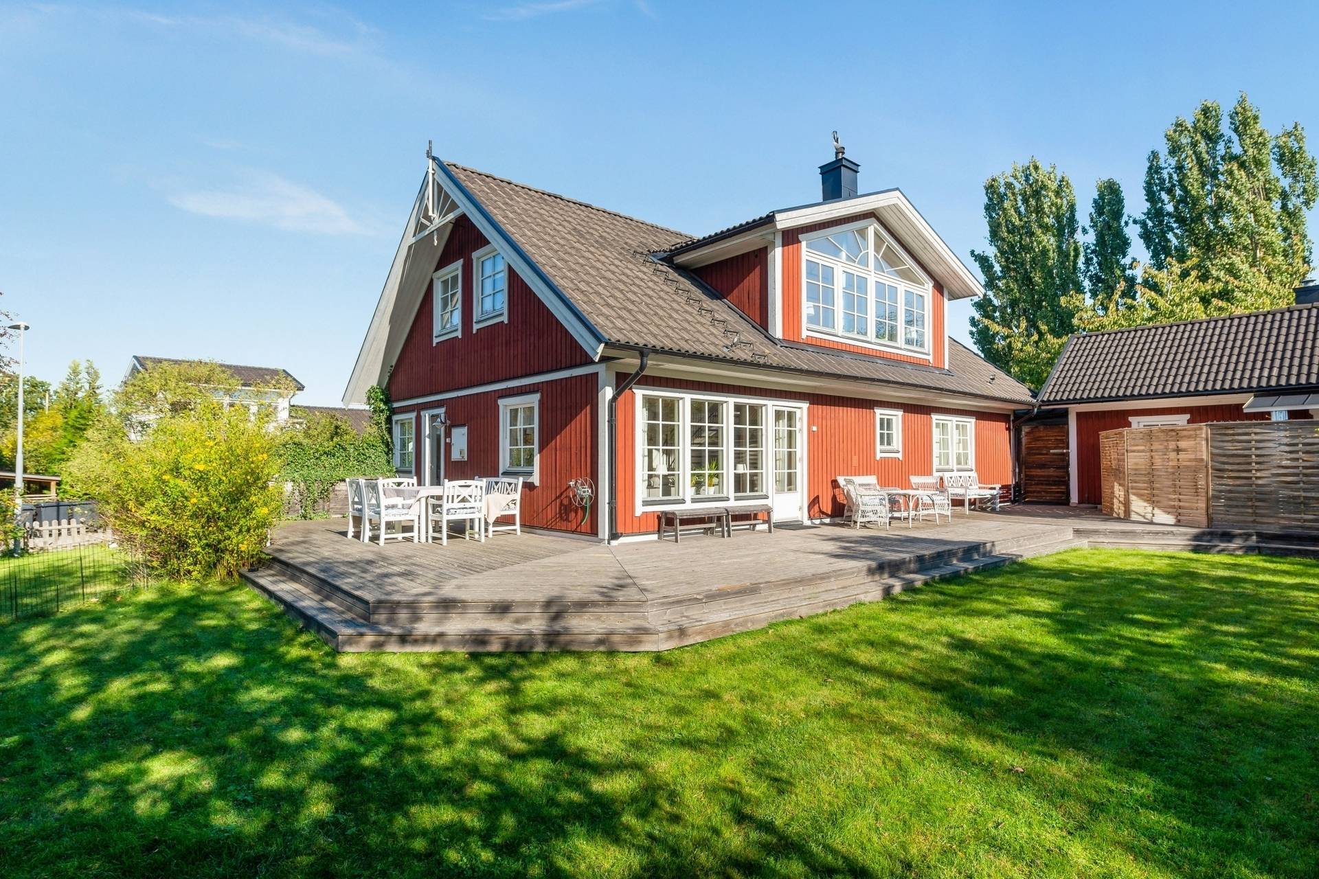7 rum villa på Slånbärsvägen 28 Killinge, Lidingö kommun - bild 1