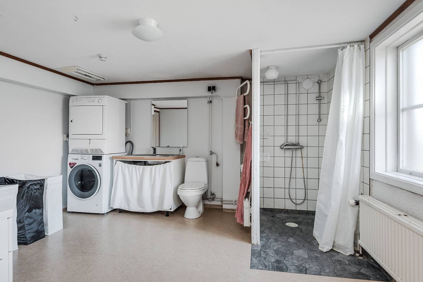 6 rum Villa på Länsvägen 59 Tjällmo Motala kommun - bild 41