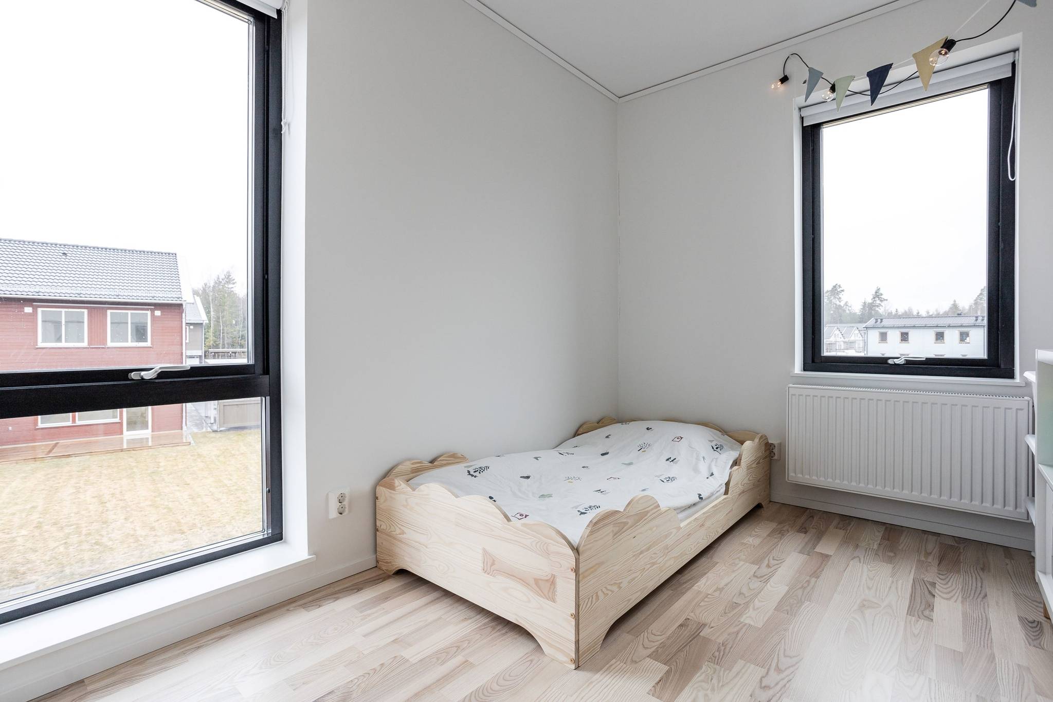 4 rum Radhus på MORKULLESTRÅKET 9 Valsjöskogen Margretelund Österåkers kommun - bild 28