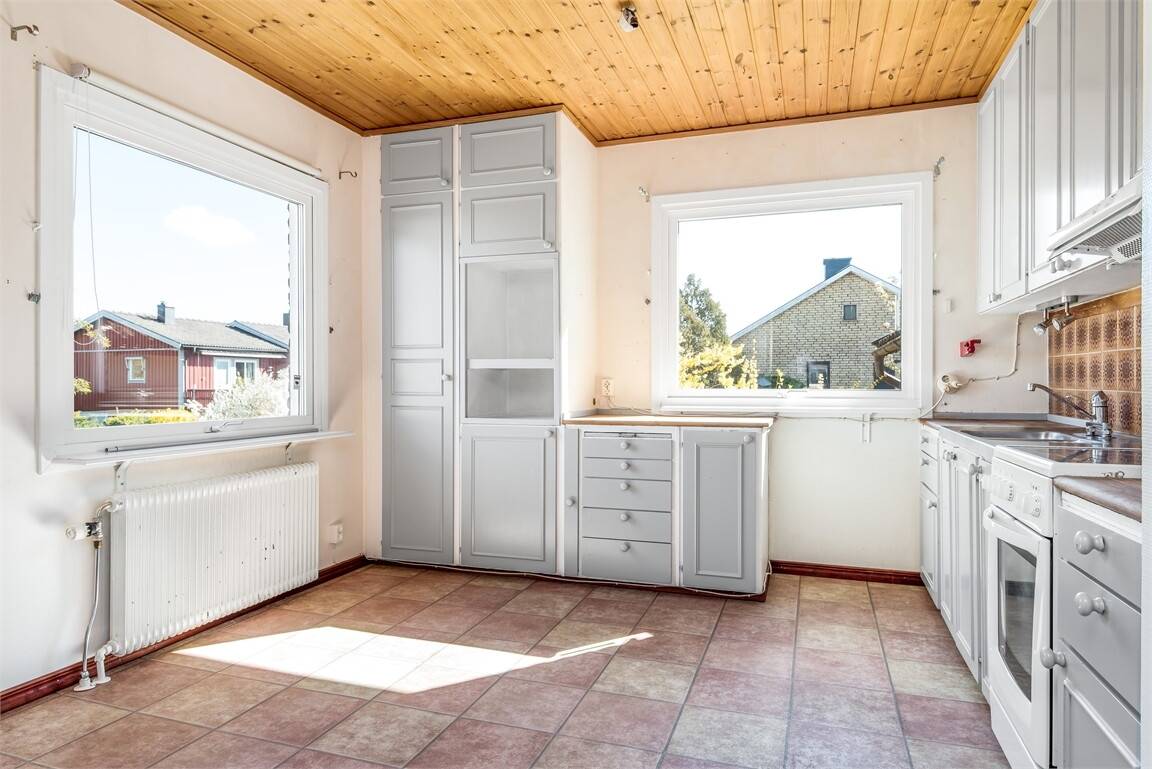 2 rum Villa på Skogalundsgatan 19 BRINKEN Motala kommun - bild 7